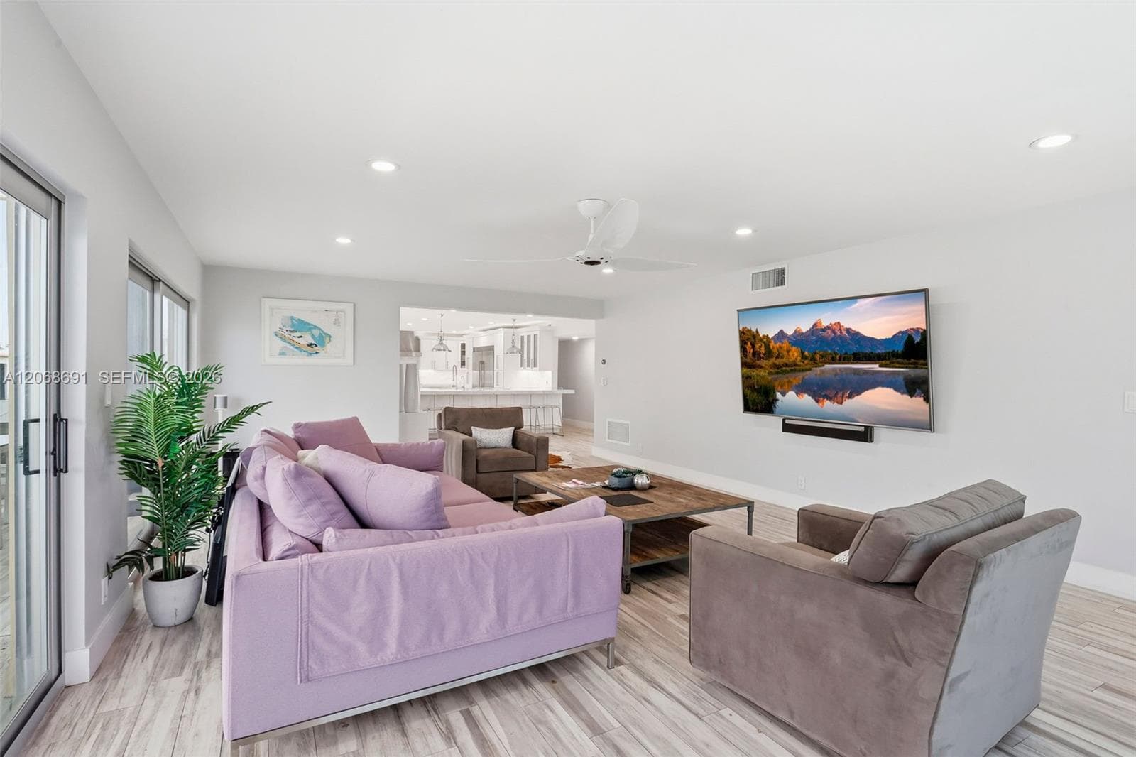 CARAVEL CONDO · #401 in Fort Lauderdale - Photo 6