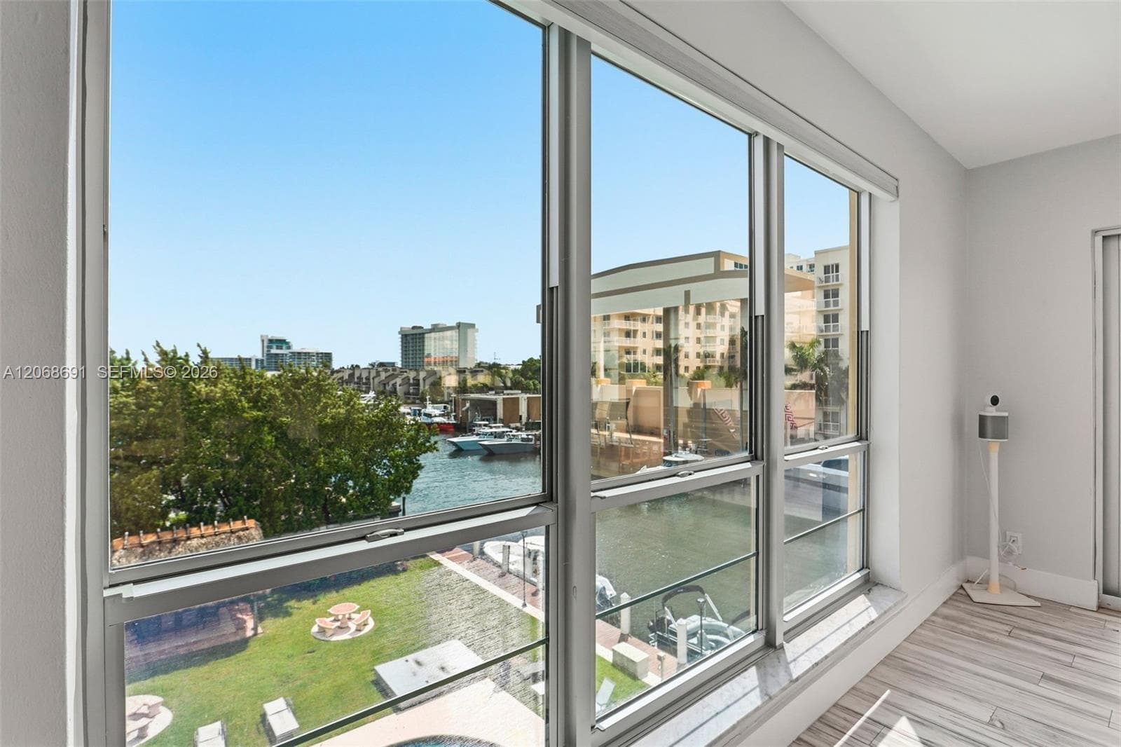 CARAVEL CONDO · #401 in Fort Lauderdale - Photo 26