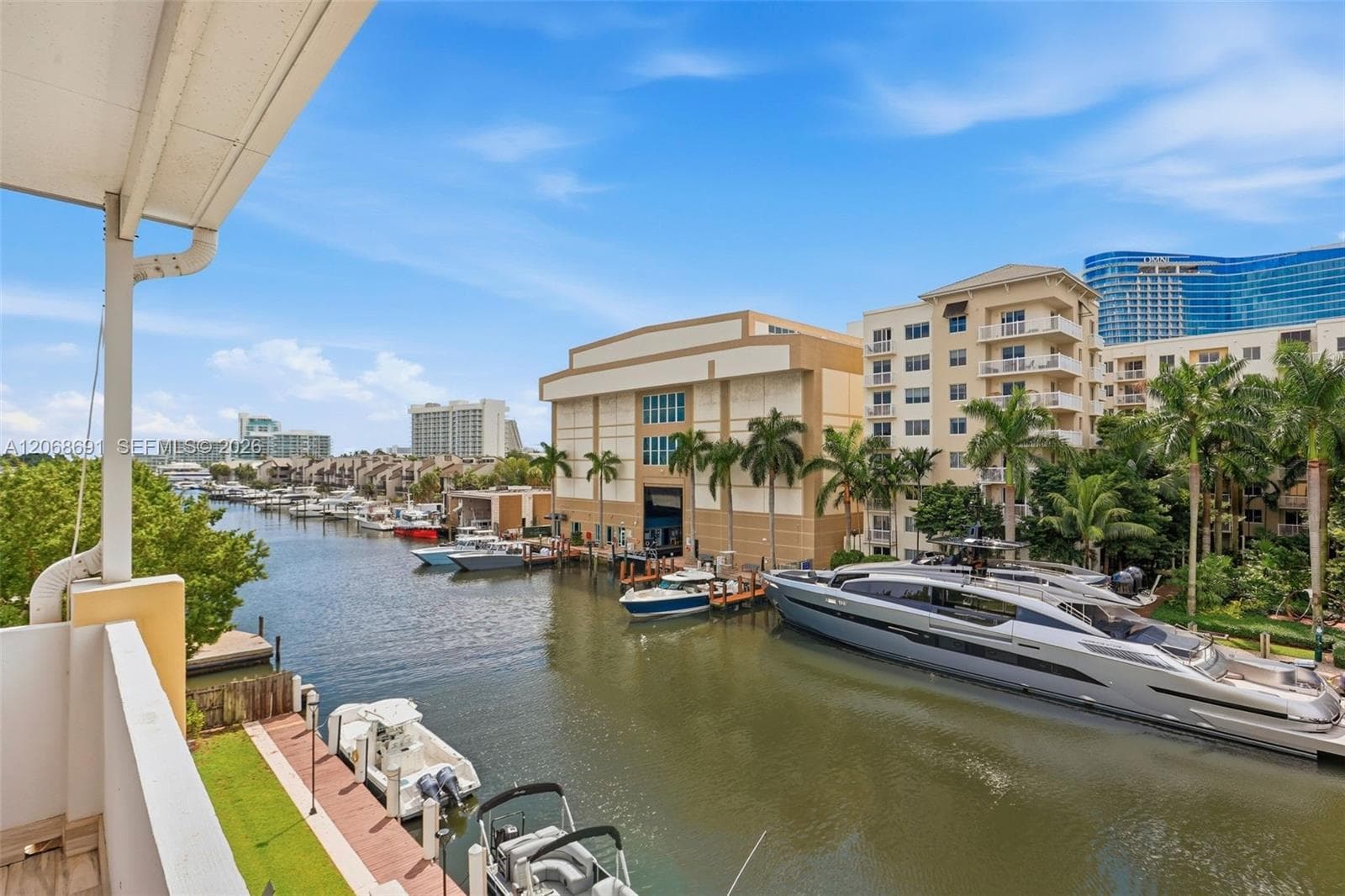 CARAVEL CONDO · #401 in Fort Lauderdale - Photo 30