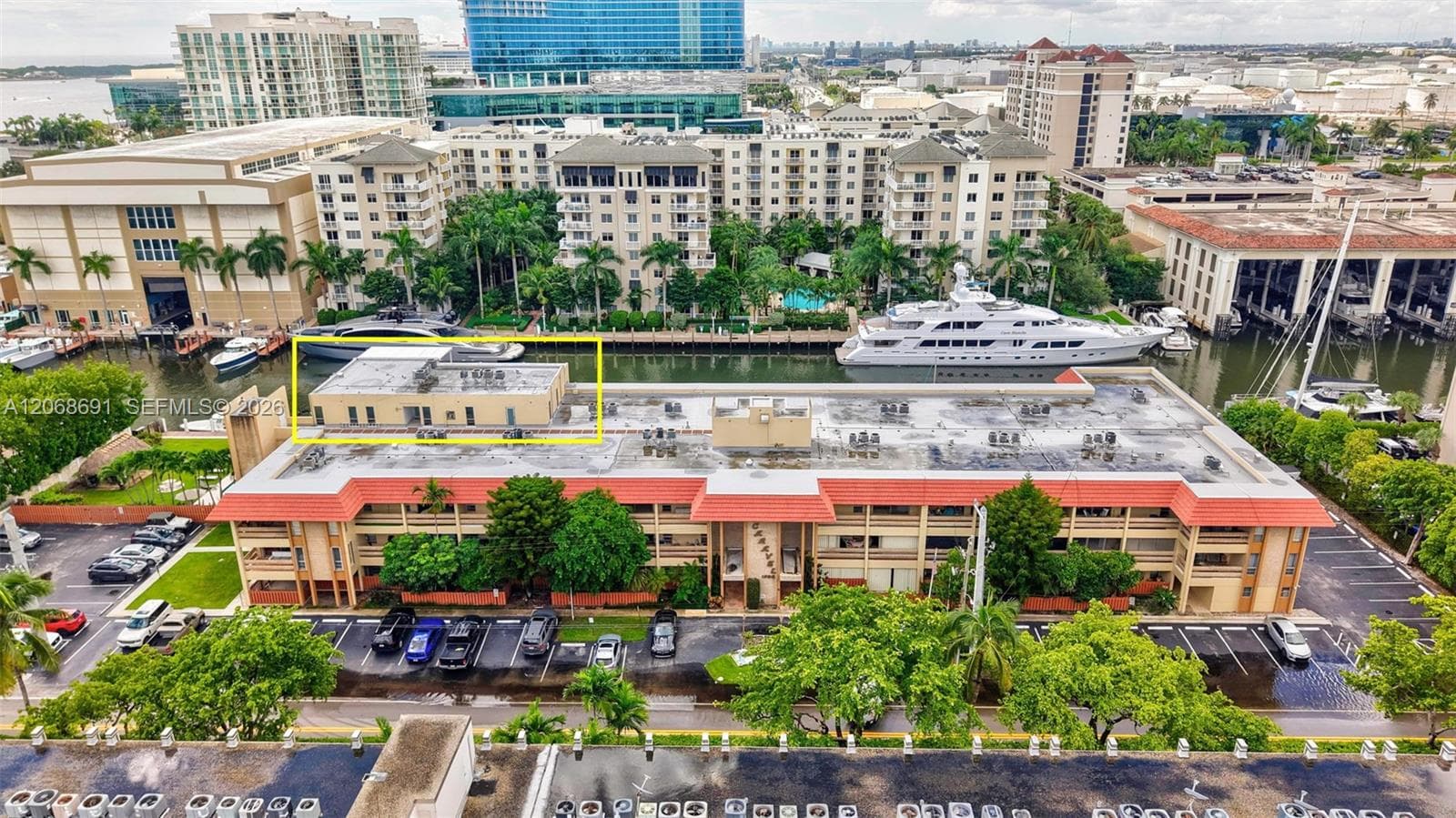 CARAVEL CONDO · #401 in Fort Lauderdale - Photo 33