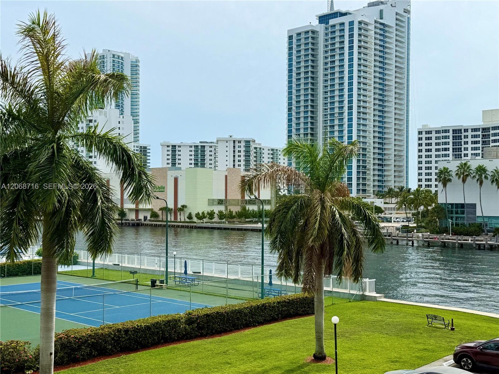 TOWERS OF OCEANVIEW EAST · #319 in Hallandale Beach - Photo 32