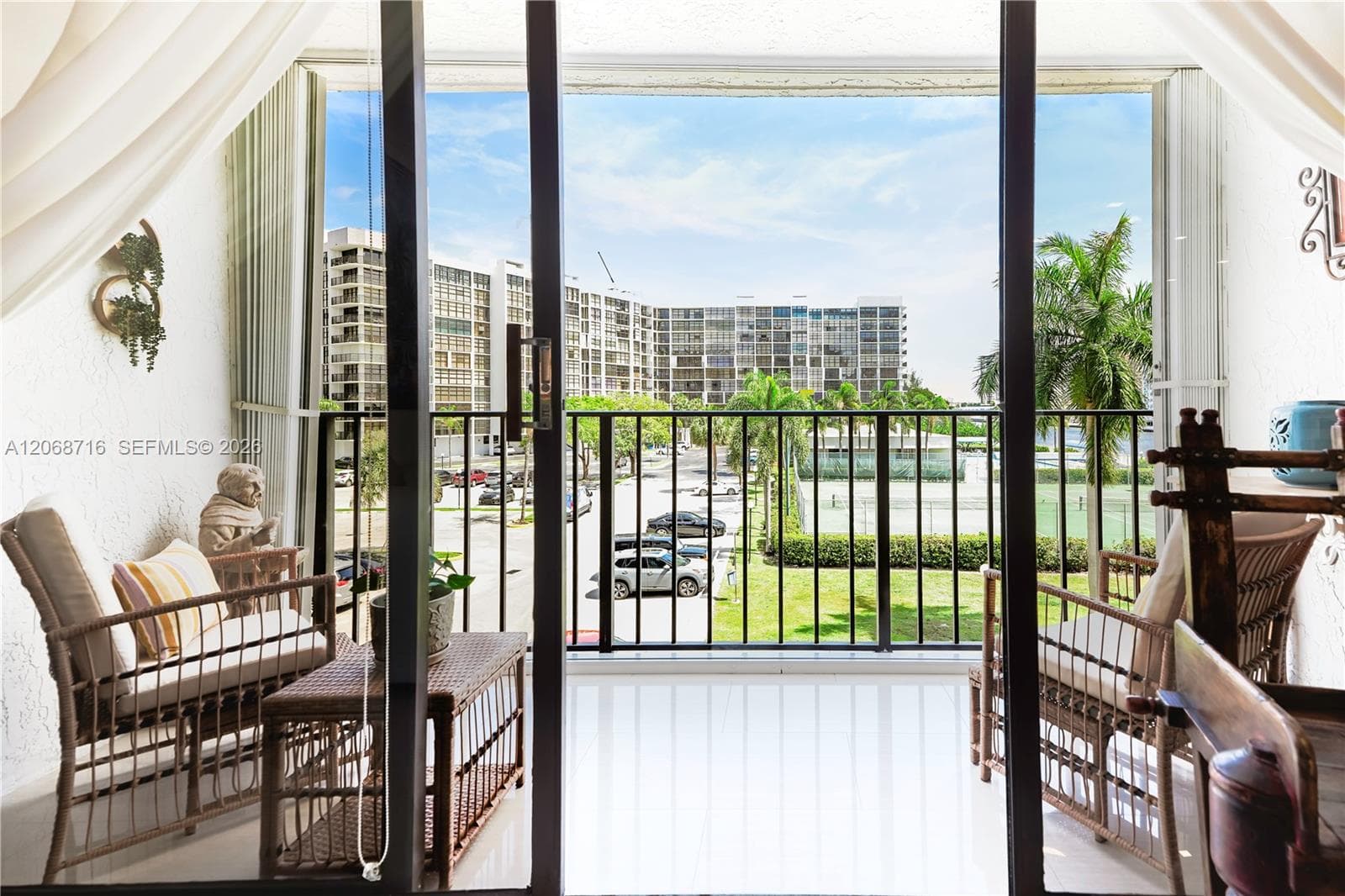 TOWERS OF OCEANVIEW EAST · #319 in Hallandale Beach - Photo 18