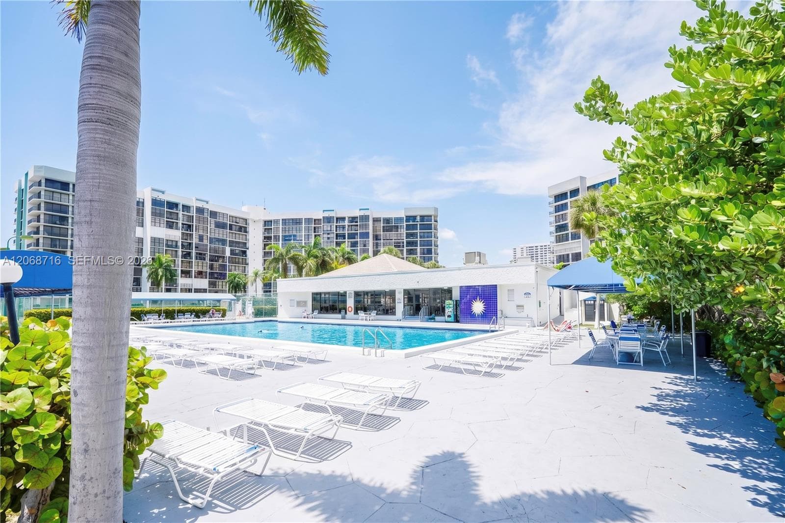TOWERS OF OCEANVIEW EAST · #319 in Hallandale Beach - Photo 29
