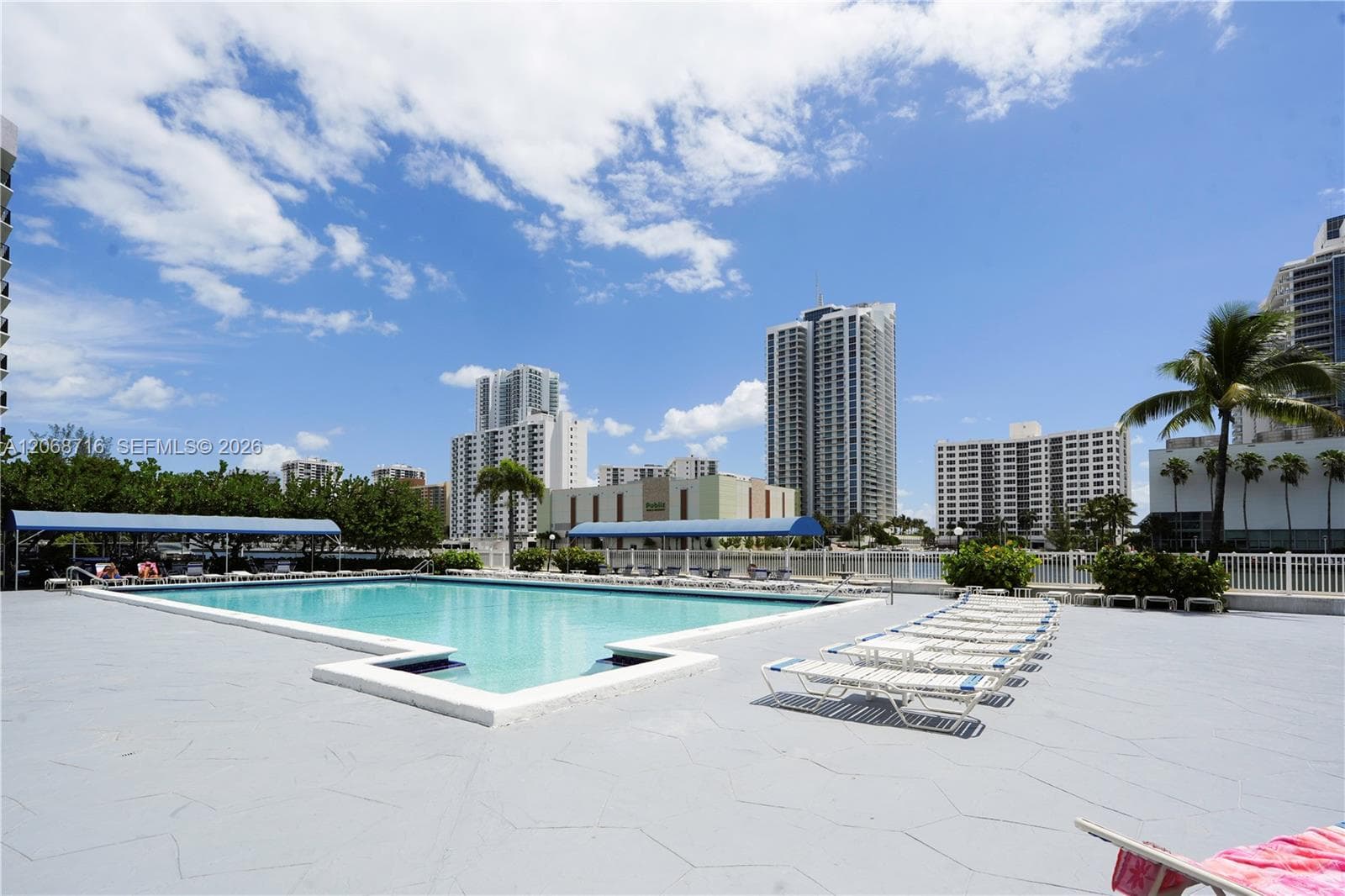 TOWERS OF OCEANVIEW EAST · #319 in Hallandale Beach - Photo 25