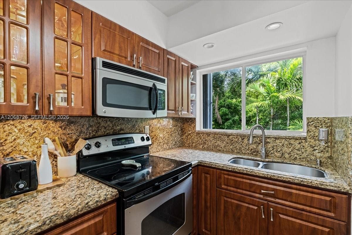 LA ARBOLEDA CONDO · #24 in Miami - Photo 10