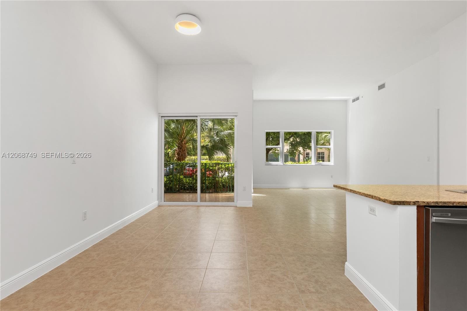 Turnberry Village So Towe · #104 in Aventura - Photo 7