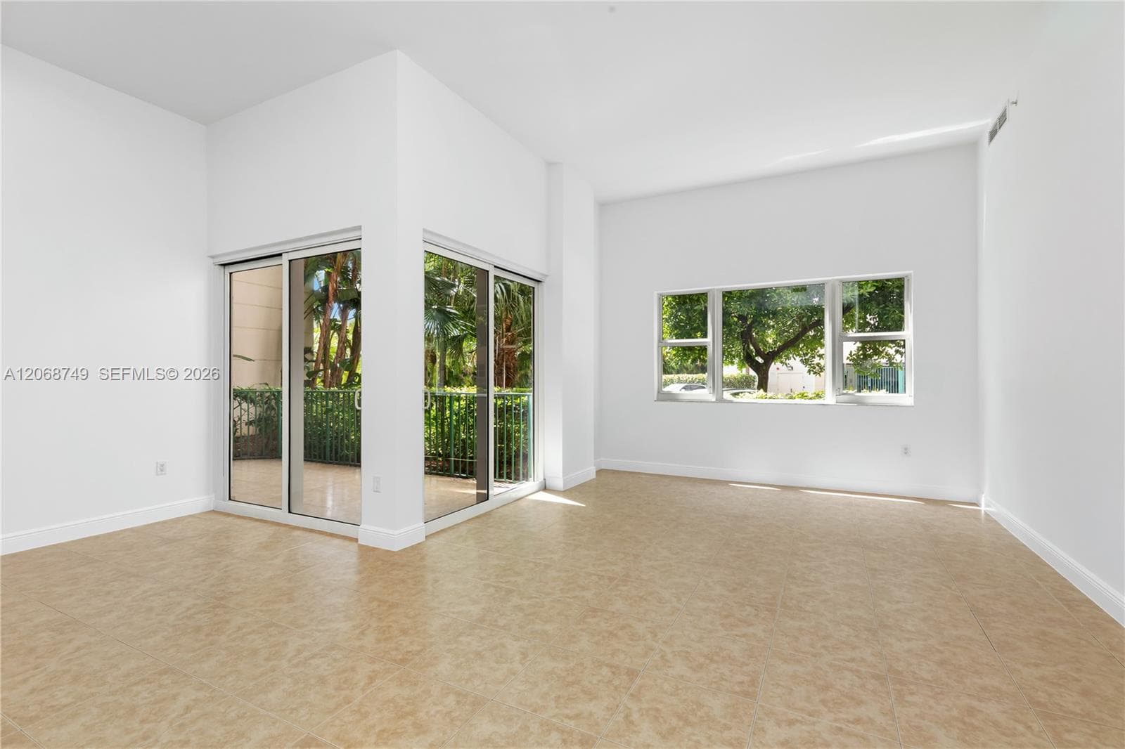 Turnberry Village So Towe · #104 in Aventura - Photo 5