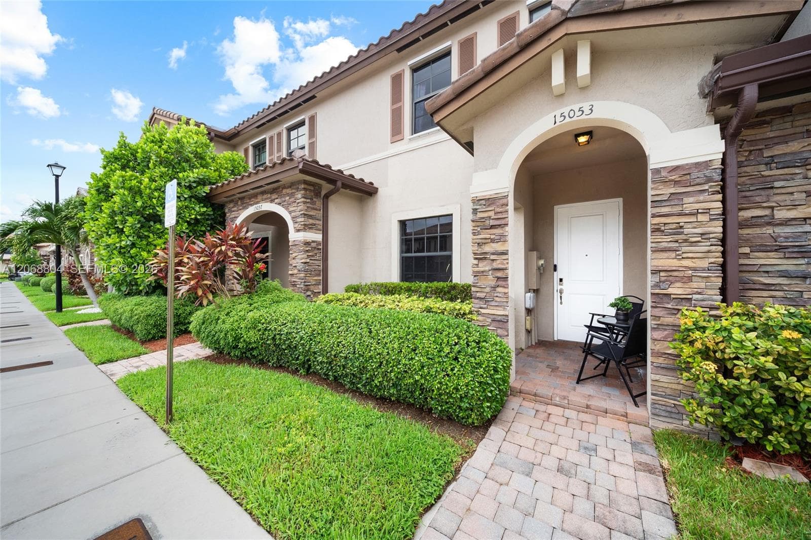 15053 SW 115th Ter #. photo 1