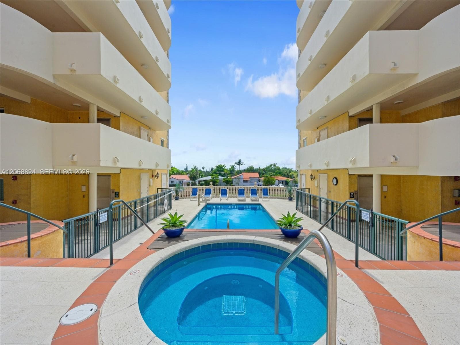 SURFSIDE PALMS CONDO · #306 in Surfside - Photo 2