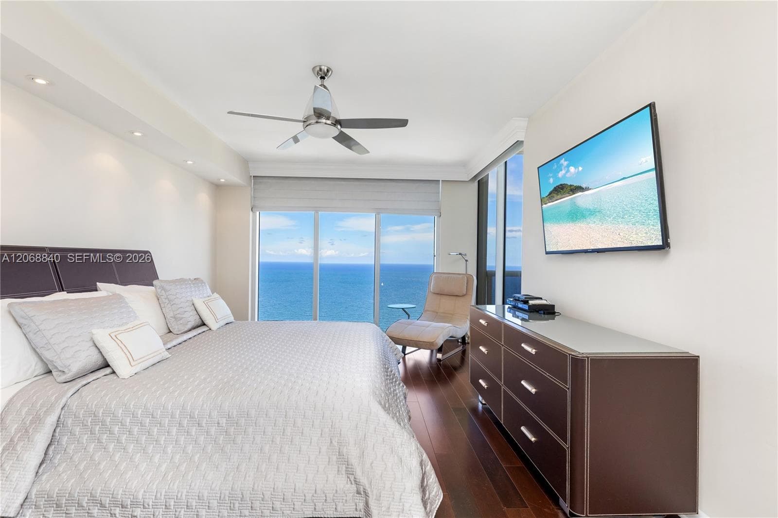 BEACH CLUB I · #4404 in Hallandale Beach - Photo 6