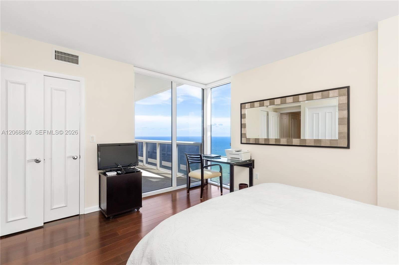 BEACH CLUB I · #4404 in Hallandale Beach - Photo 12