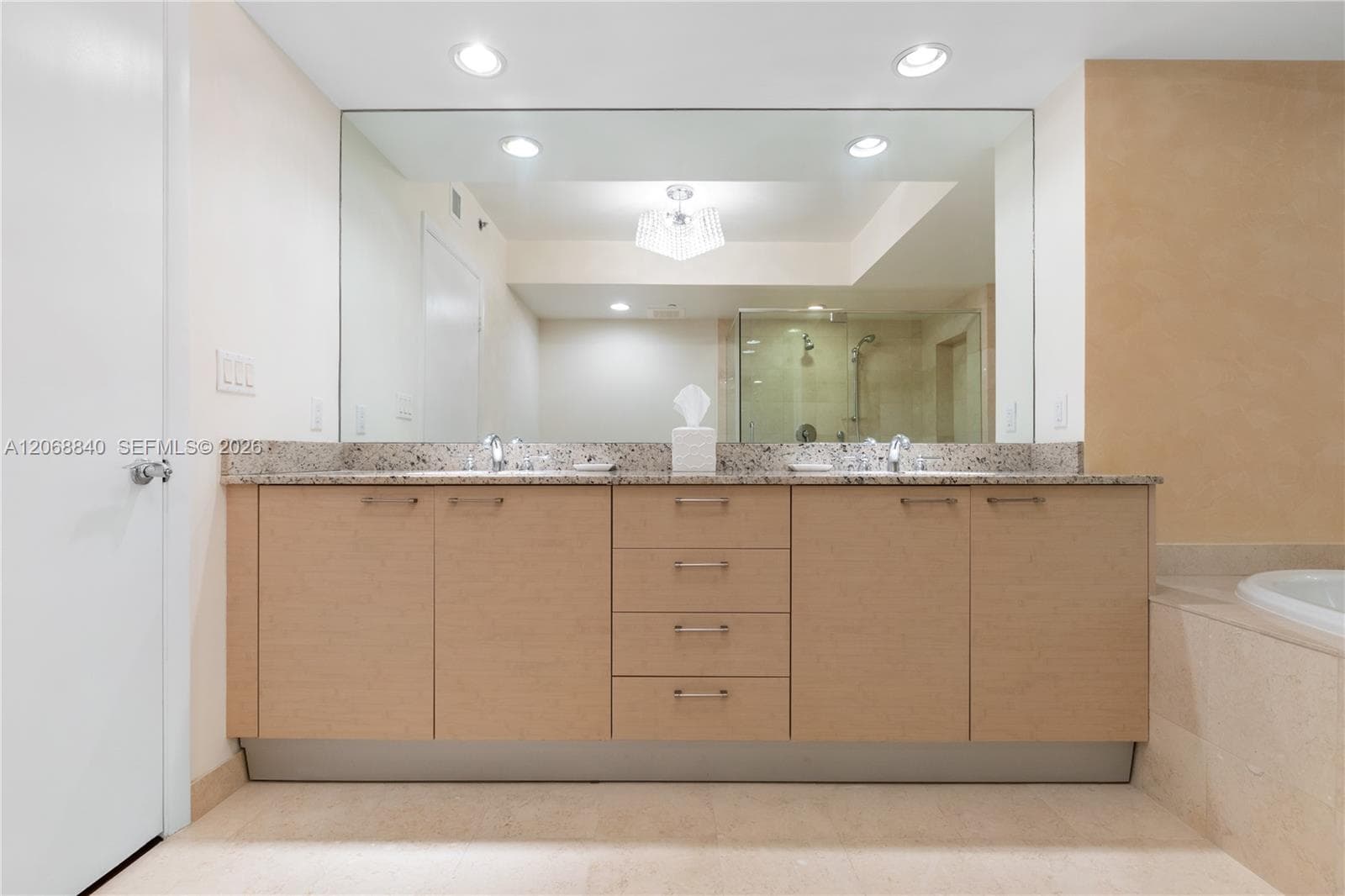 BEACH CLUB I · #4404 in Hallandale Beach - Photo 9