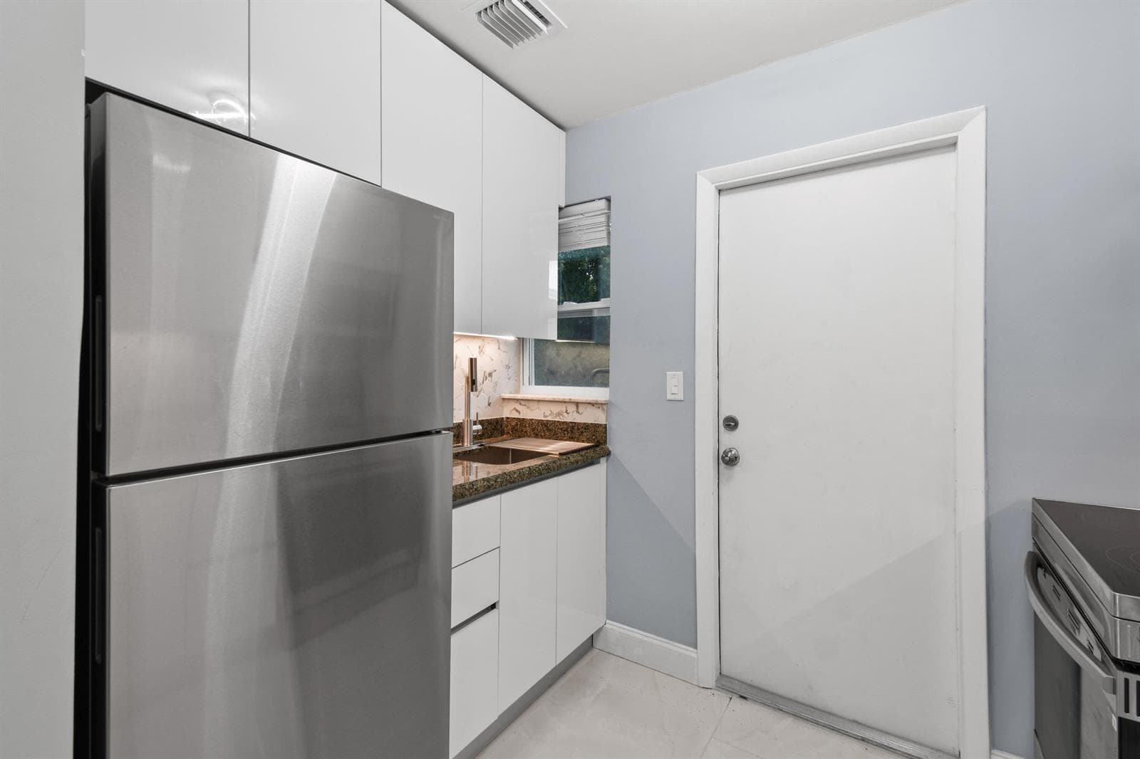 968W9thSt,UnitA1(17)
