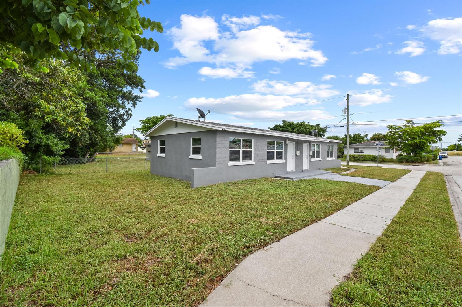 968W9thSt,UnitA1(1)