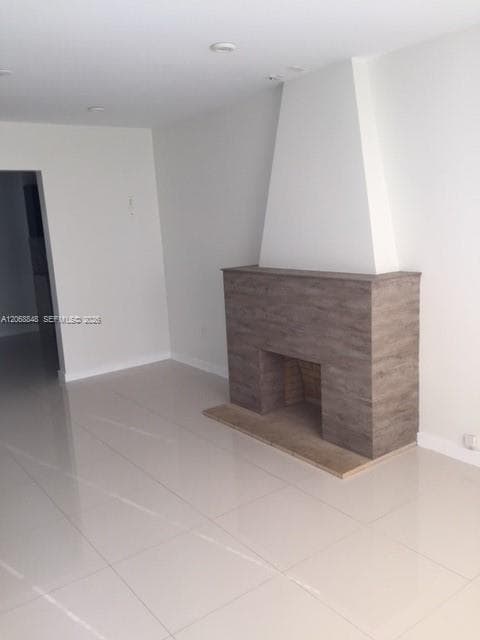 7820 Carlyle Ave photo 3