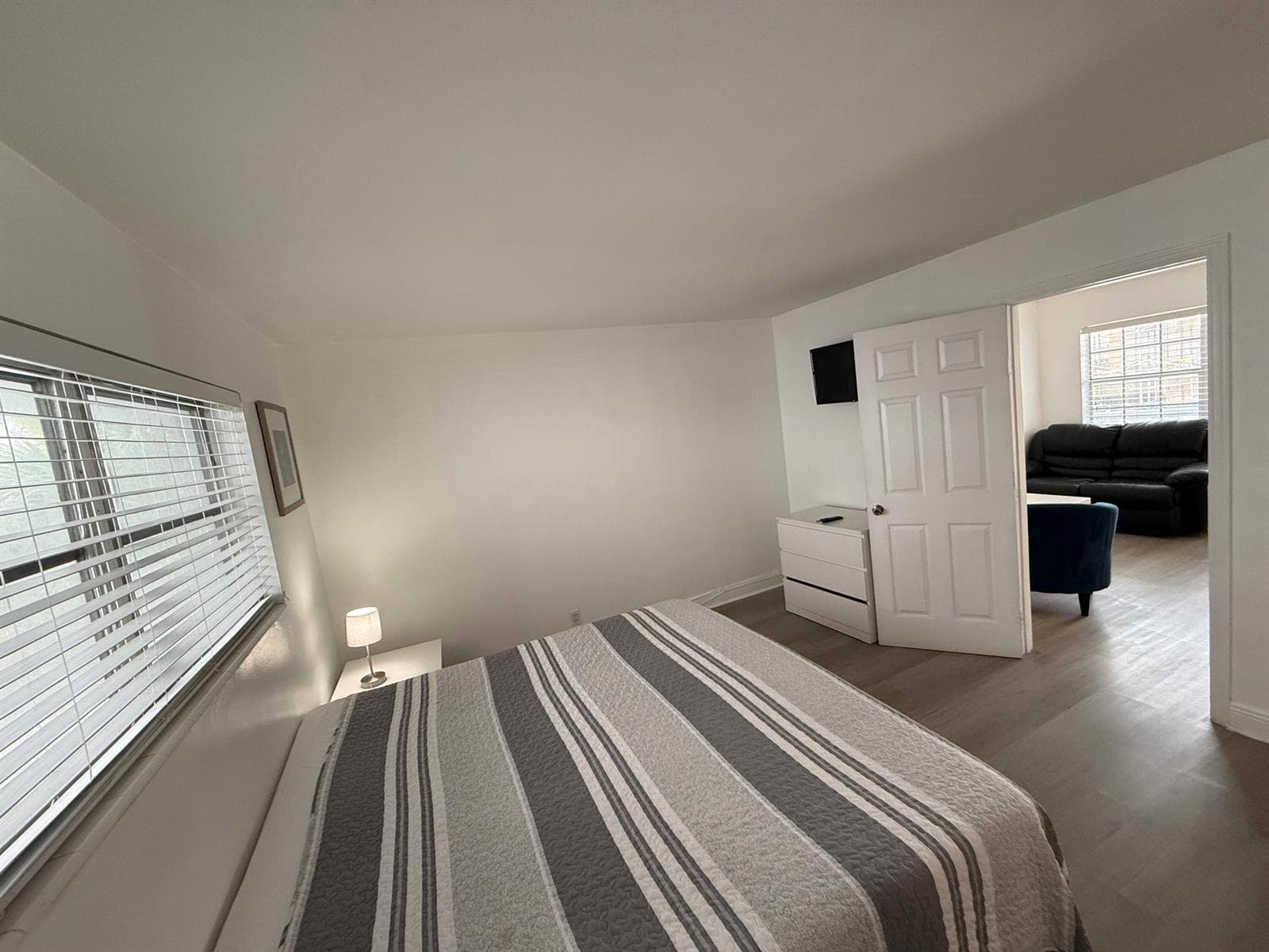 bedroom3