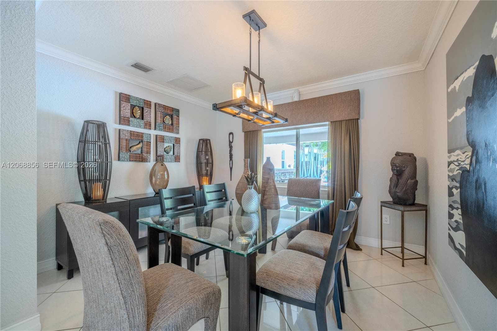 Formal Dining