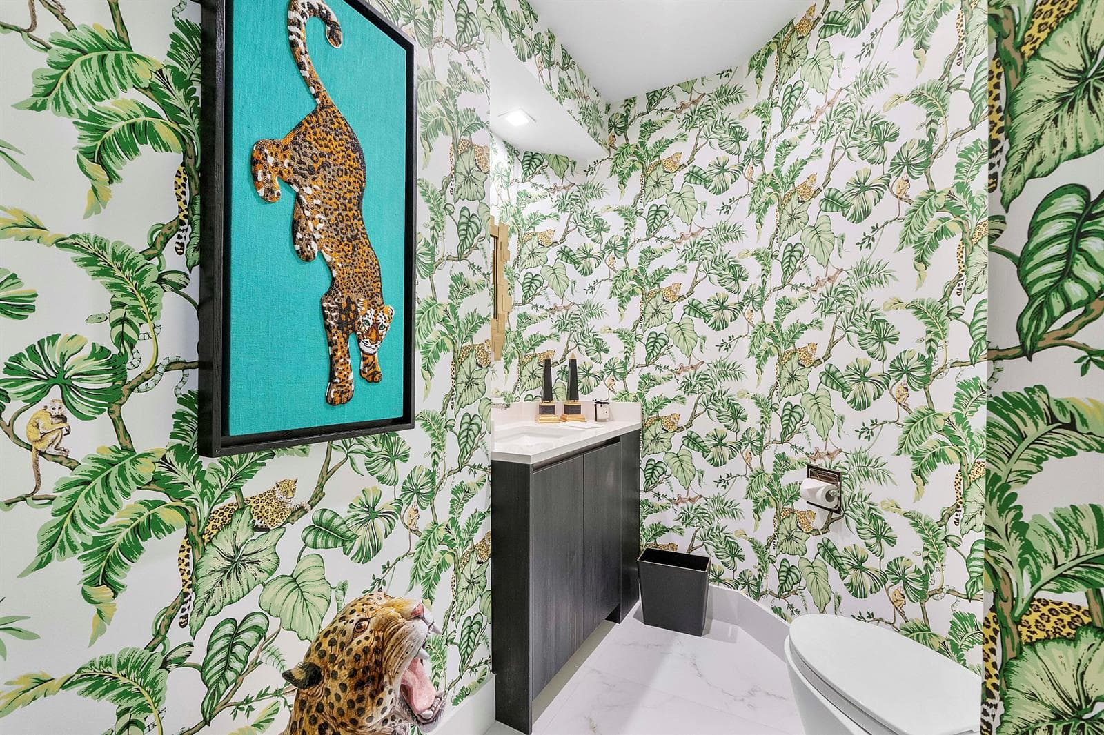 The Private Tropical Powder Room