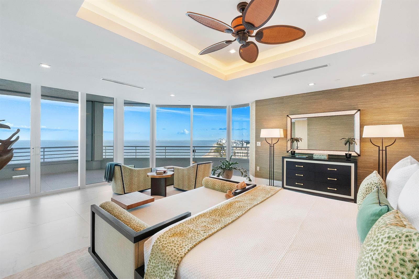 1700 S Ocean Blvd PH B_046