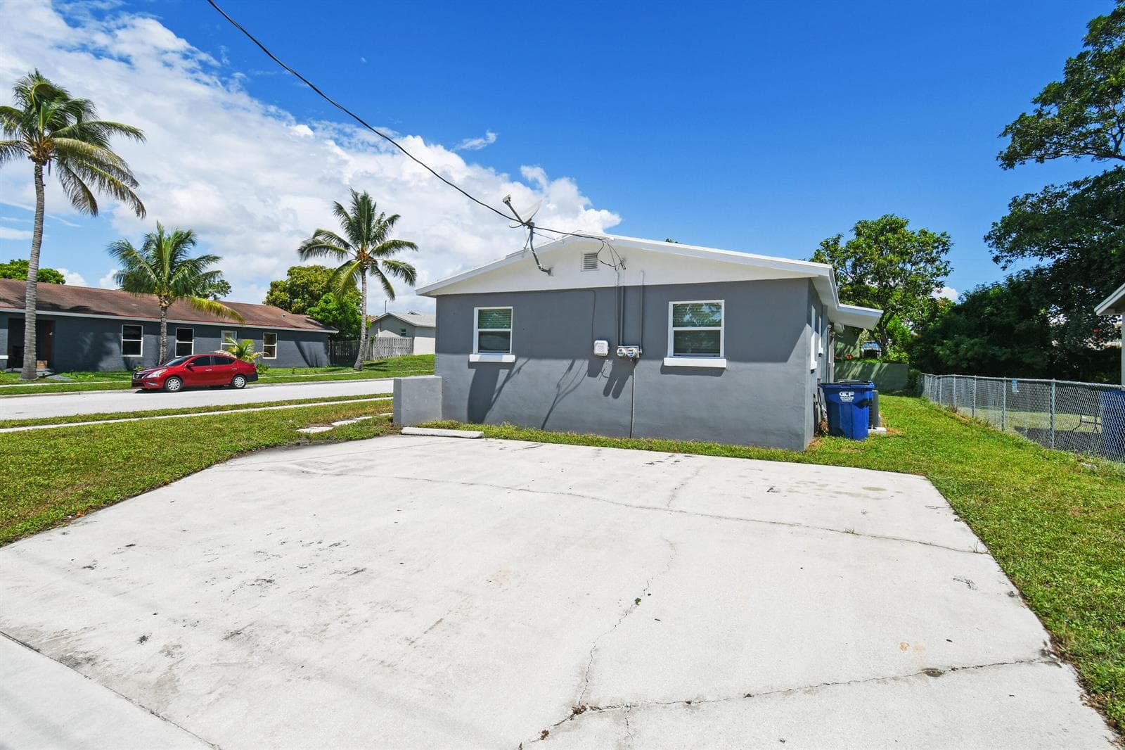 968W9thSt,UnitB2(25)