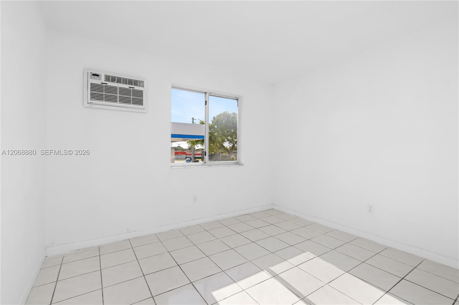 GRATIGNY RED 1ST ADDN · #202 in Hialeah - Photo 10