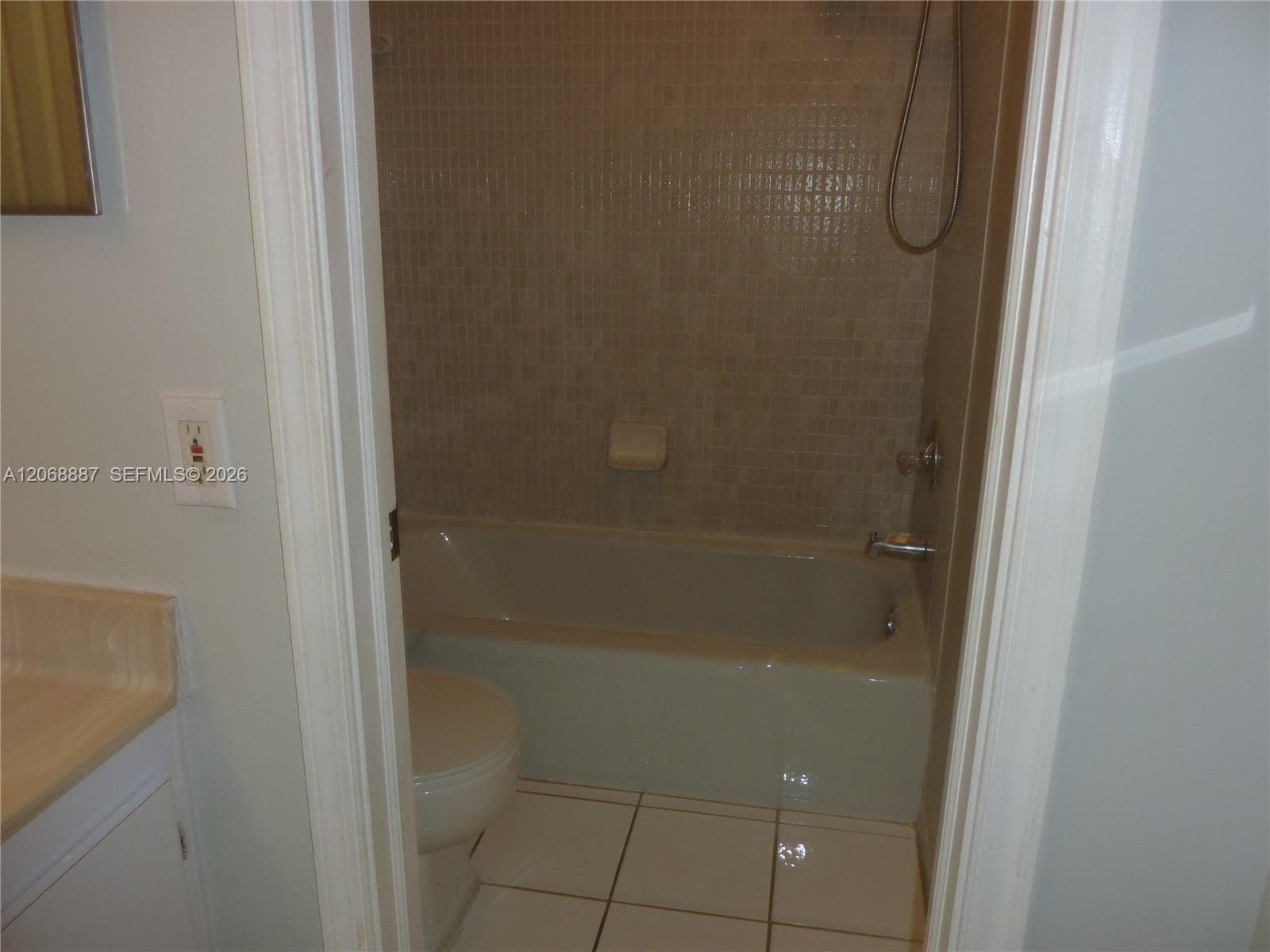 Cypress Club · #811 in Pompano Beach - Photo 23