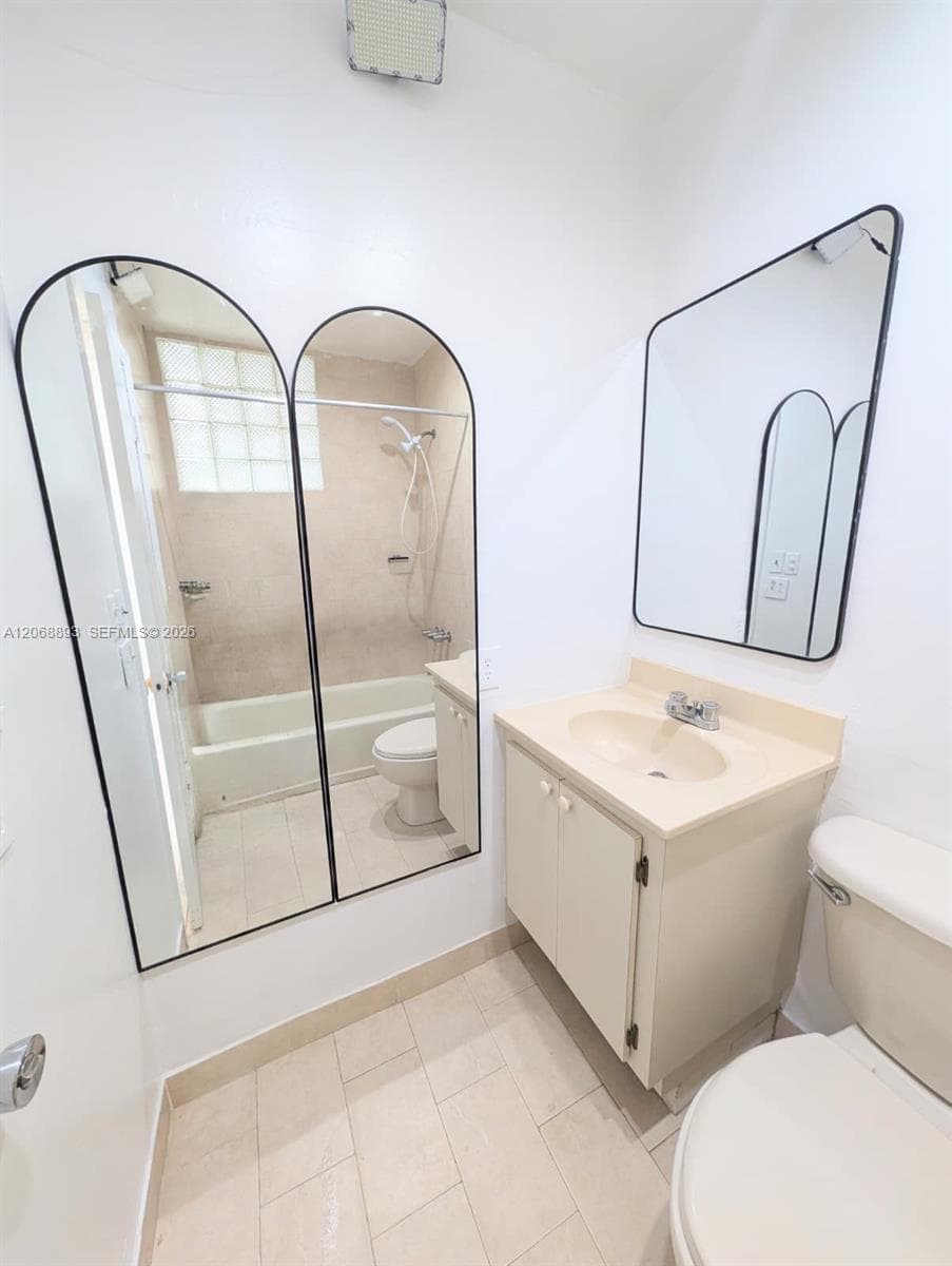 21 SW 109th Ave #B5 photo 9