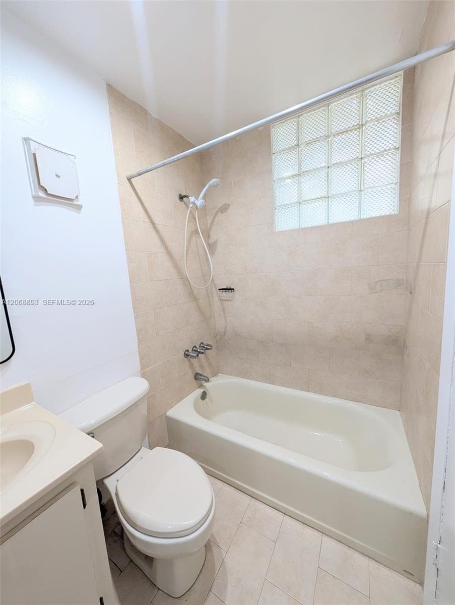 21 SW 109th Ave #B5 photo 10