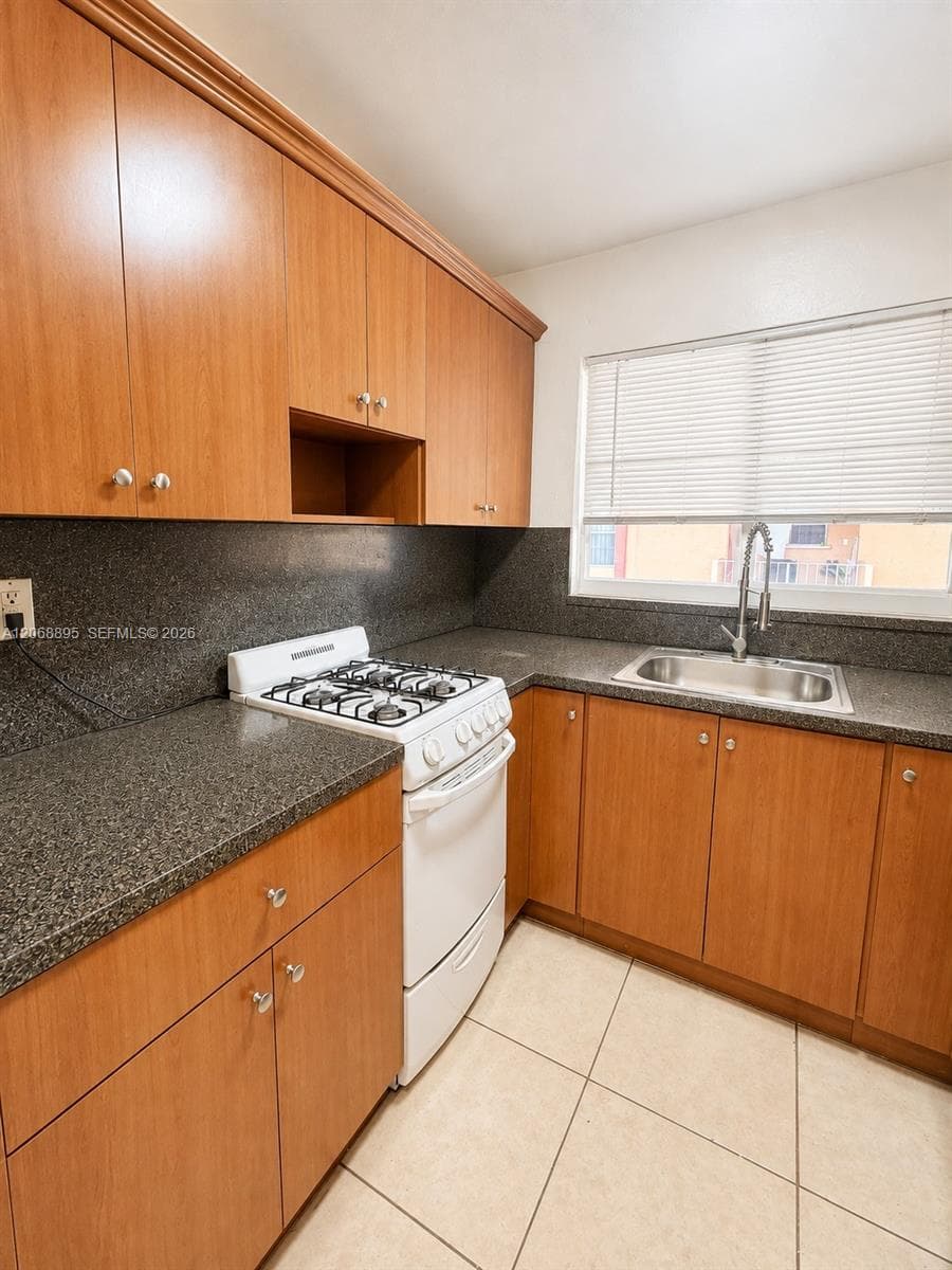 CHAMBERS LAND COMPANY SUB · #25B in Hialeah - Photo 1