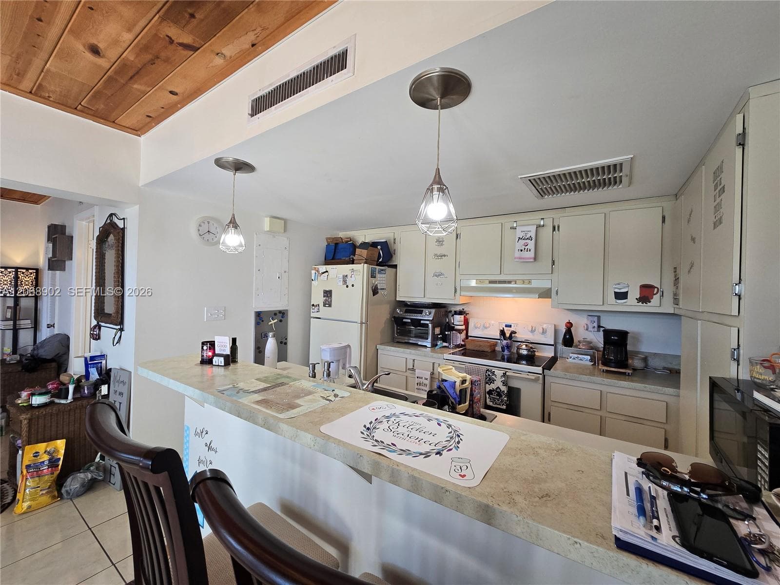 16330 Oak Walk photo 9