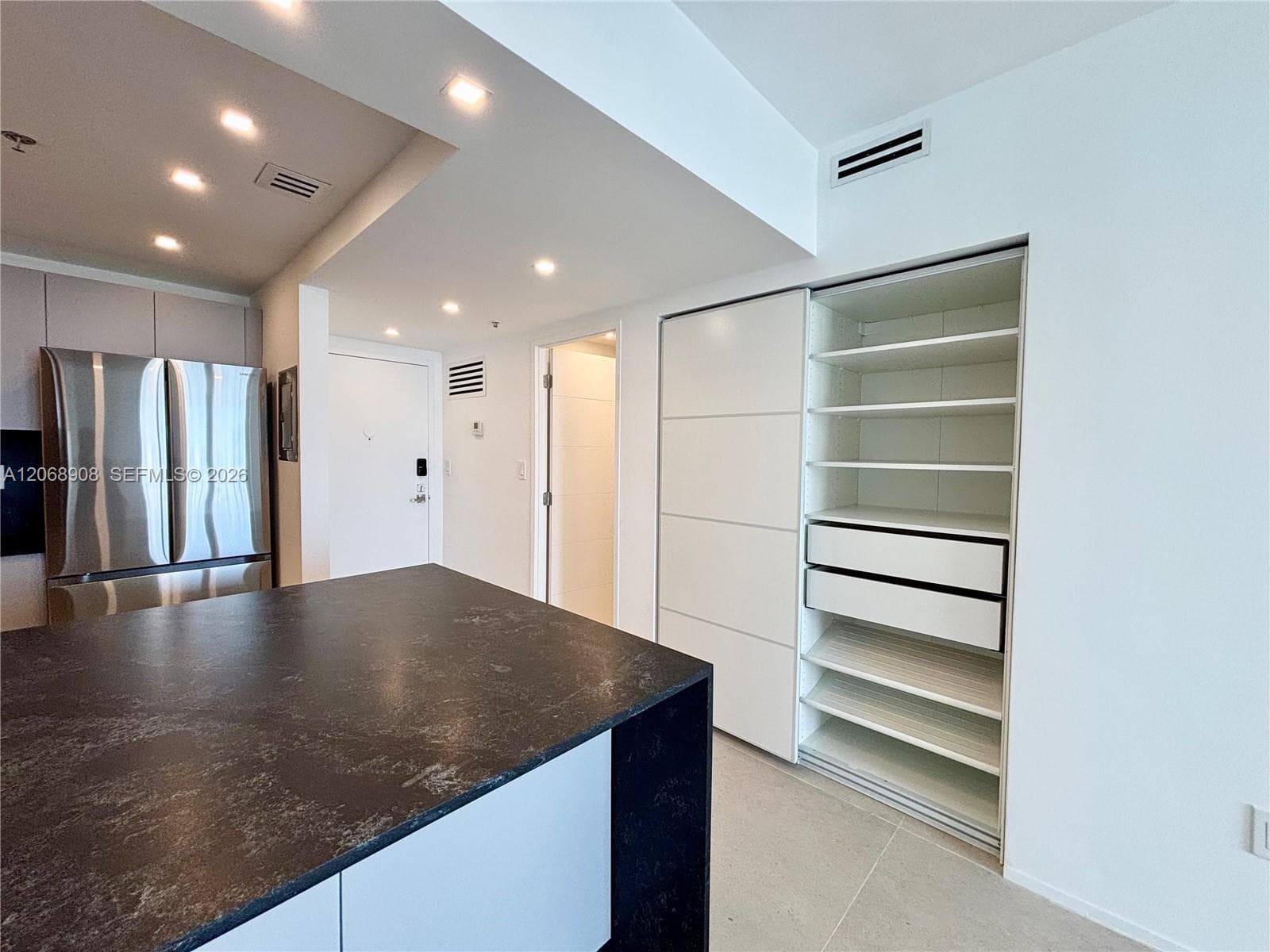 CLEARVIEW TOWERS CONDO · #604 in Miami Beach - Photo 15