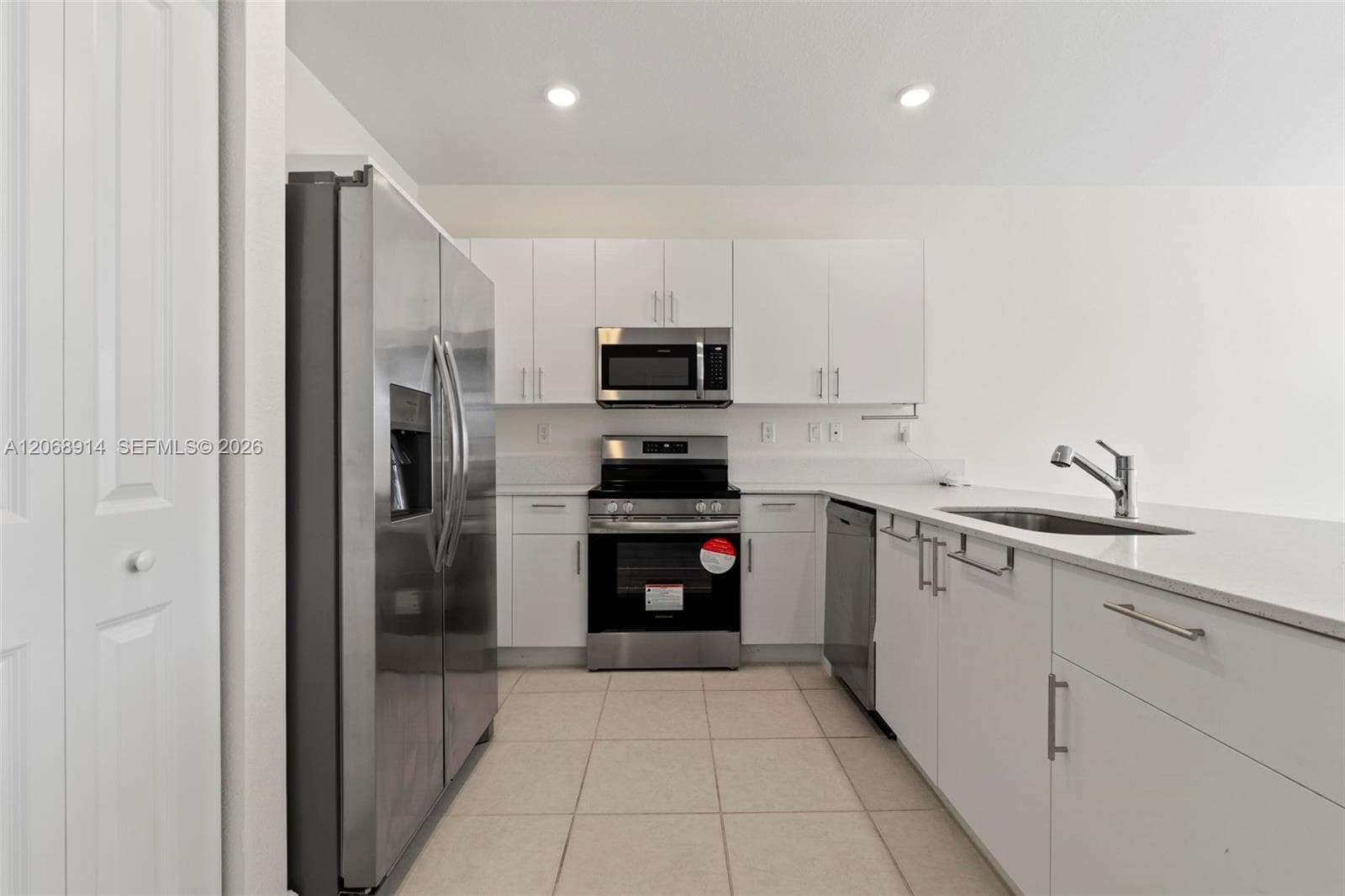 2634 SE 29 St #2634 photo 10