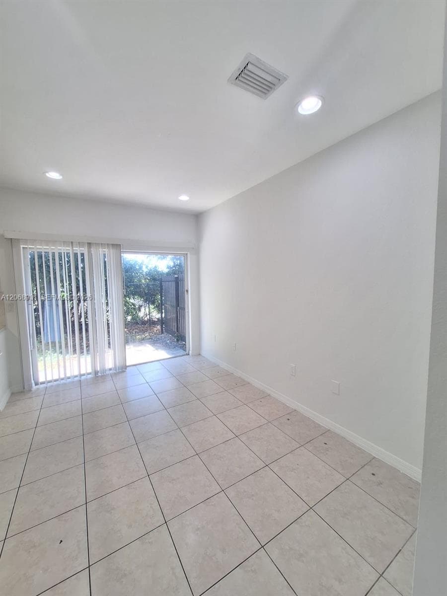 VENETIA GROVE · #1654 in Homestead - Photo 9