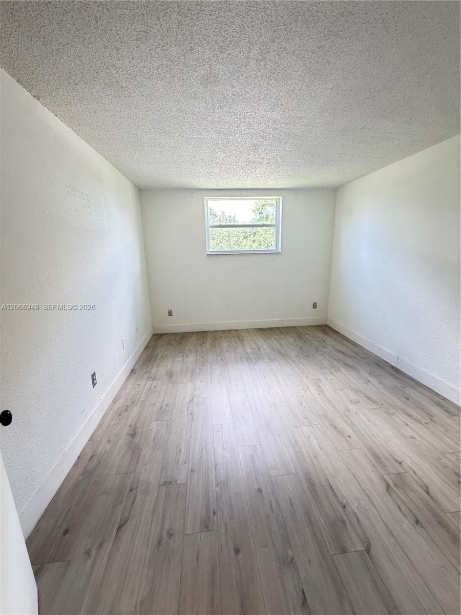 LAS ESTRELLAS CONDO · #209 in Hialeah - Photo 2
