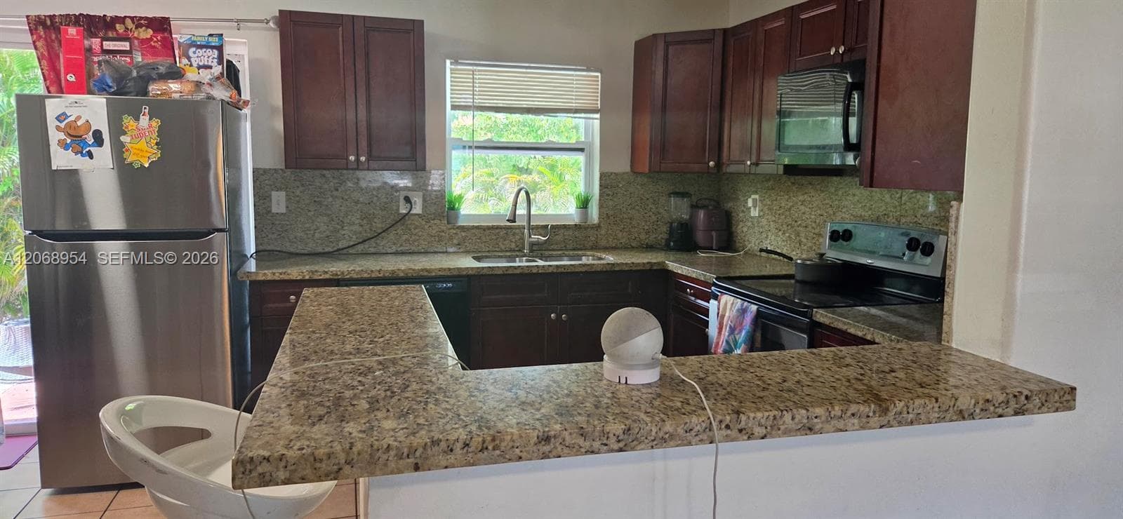 601 W Sample Rd photo 37