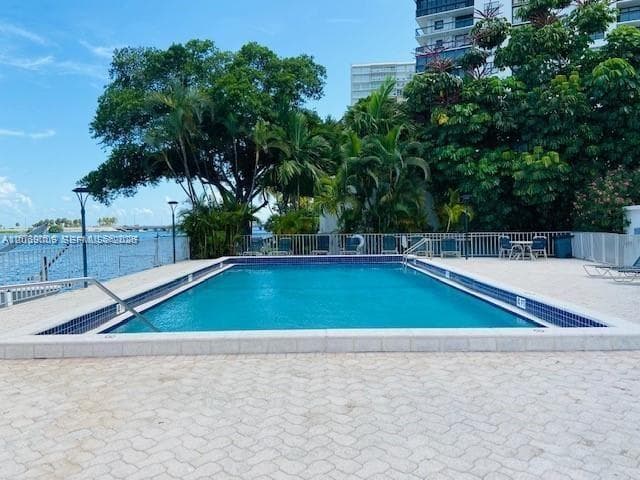 BRICKELL MAR CONDO · #96 in Miami - Photo 11