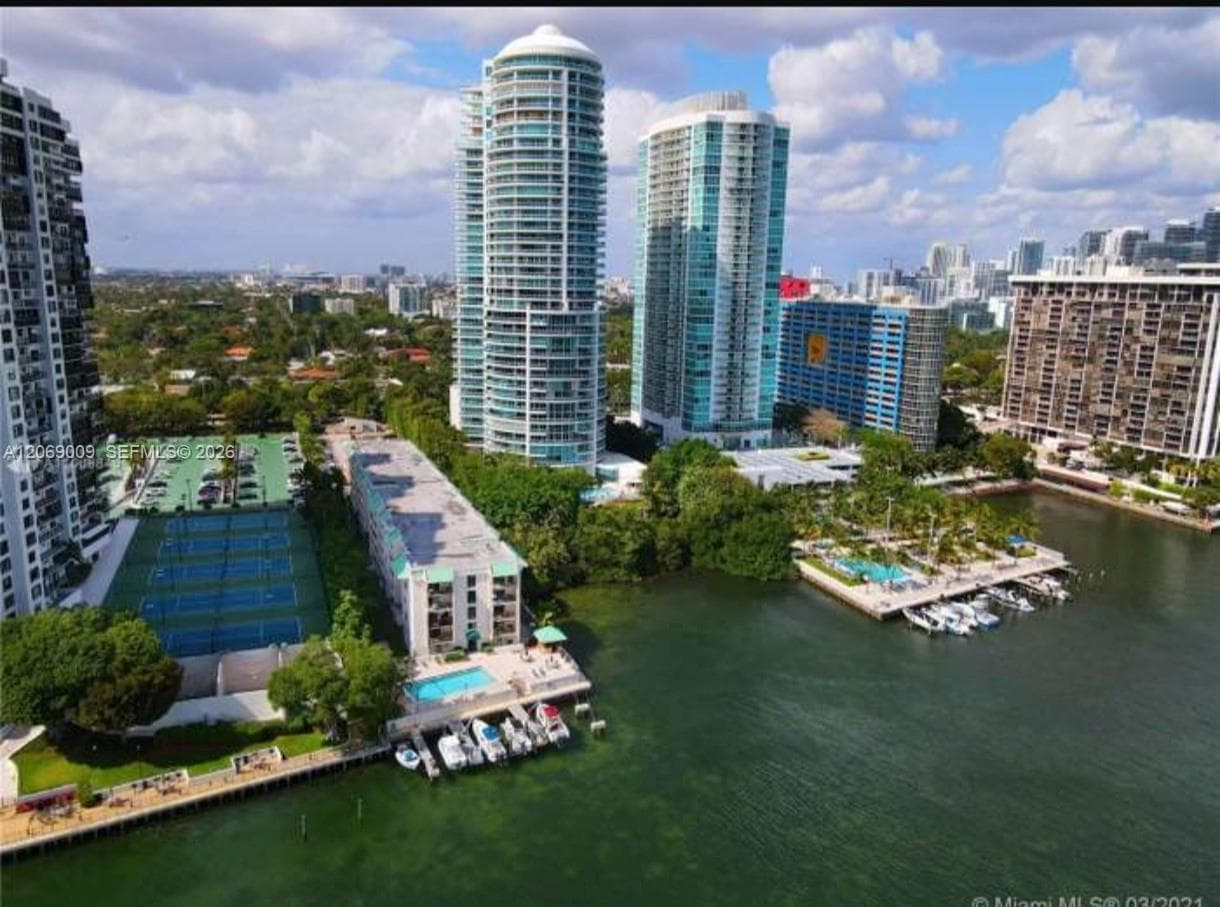 BRICKELL MAR CONDO · #96 in Miami - Photo 25