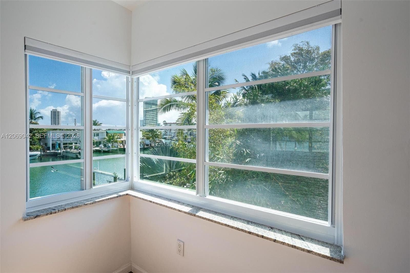 ISLAND POINT SOUTH CONDO · #11 in Miami Beach - Photo 28