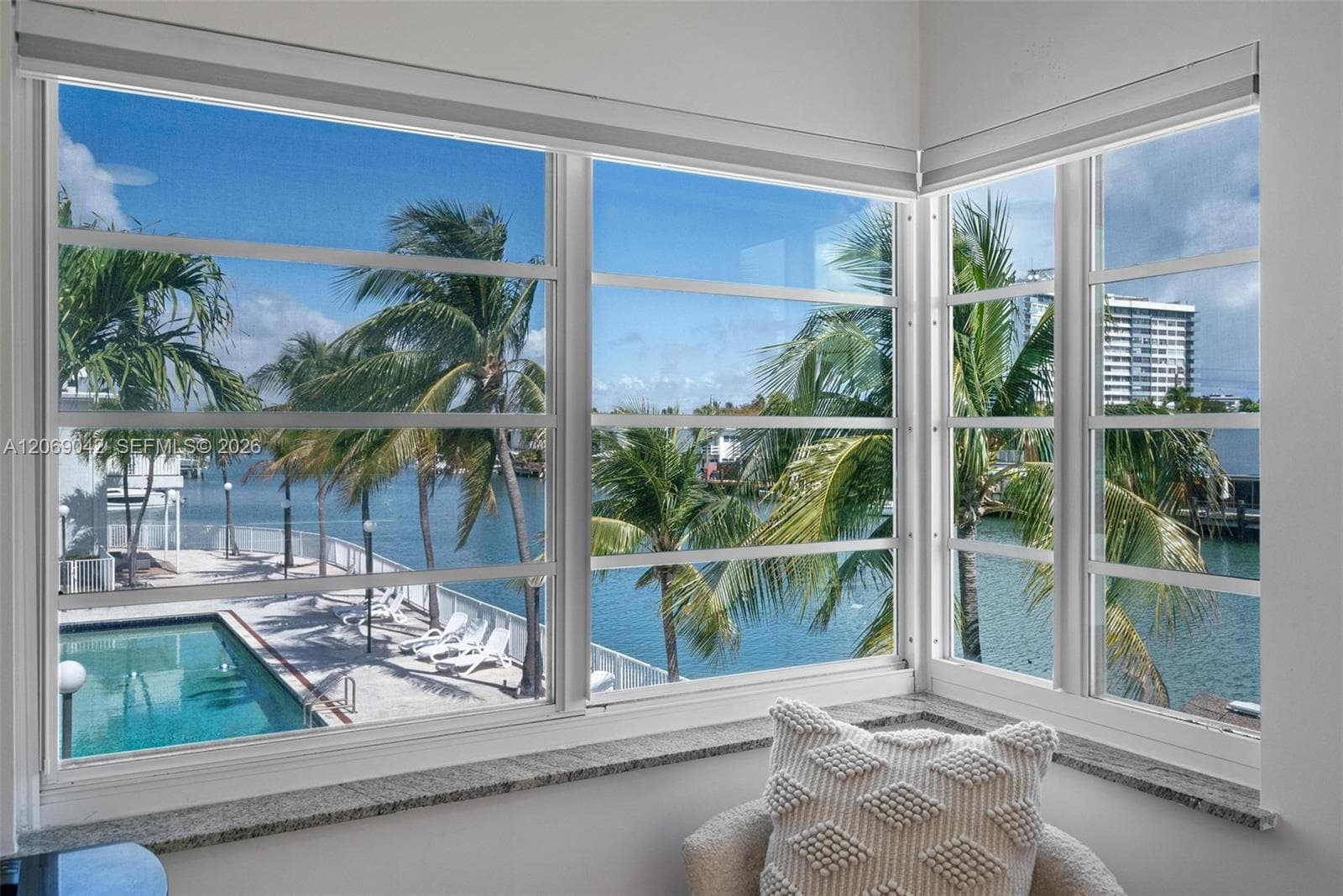 ISLAND POINT SOUTH CONDO · #11 in Miami Beach - Photo 24