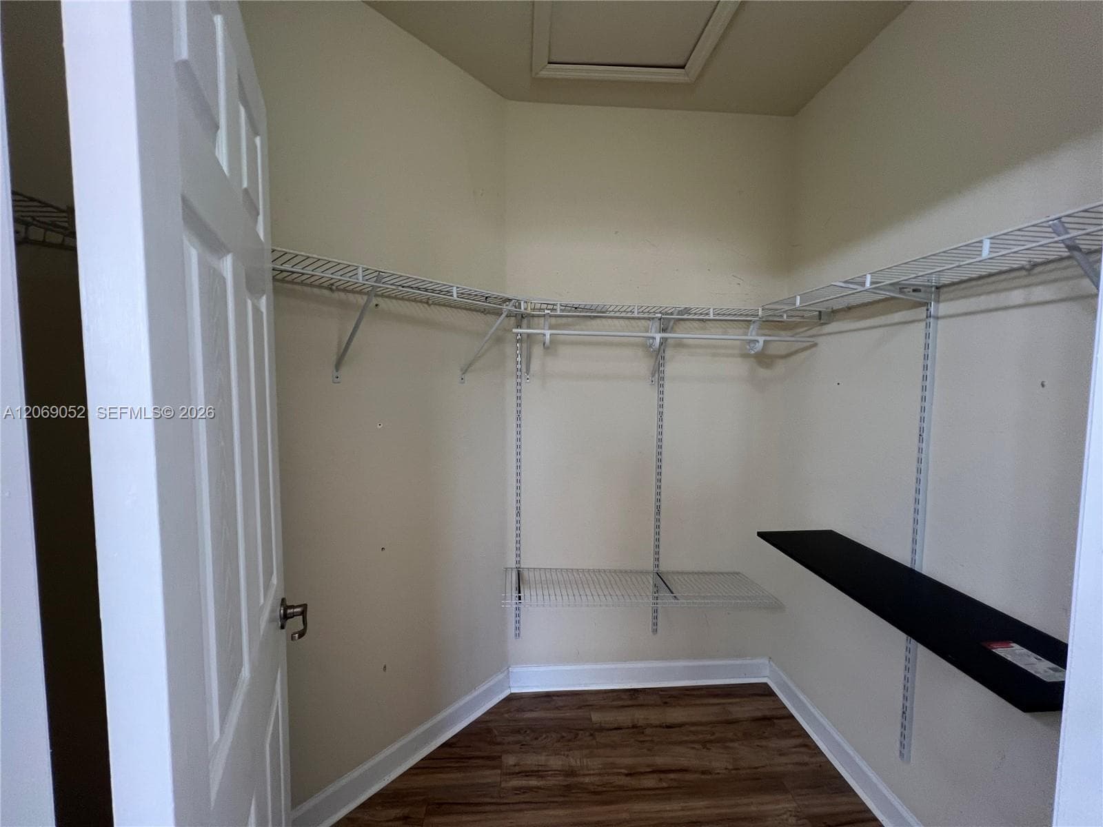 2410 NE 4th St #2410 photo 19