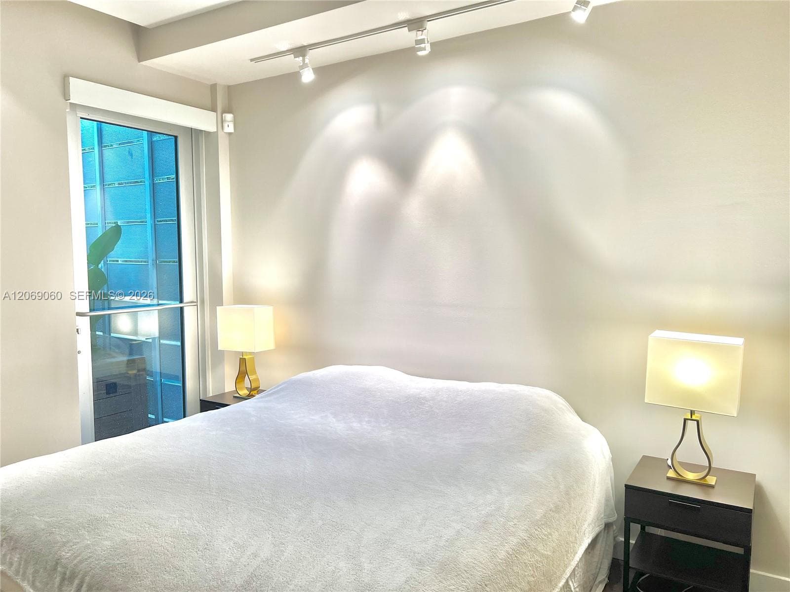 THE MONTCLAIR CONDO · #206 in Miami Beach - Photo 24