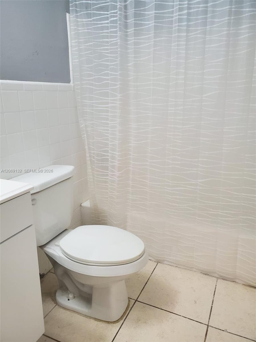PARK SIDE MANOR D CONDO I · #18 in Hallandale Beach - Photo 5