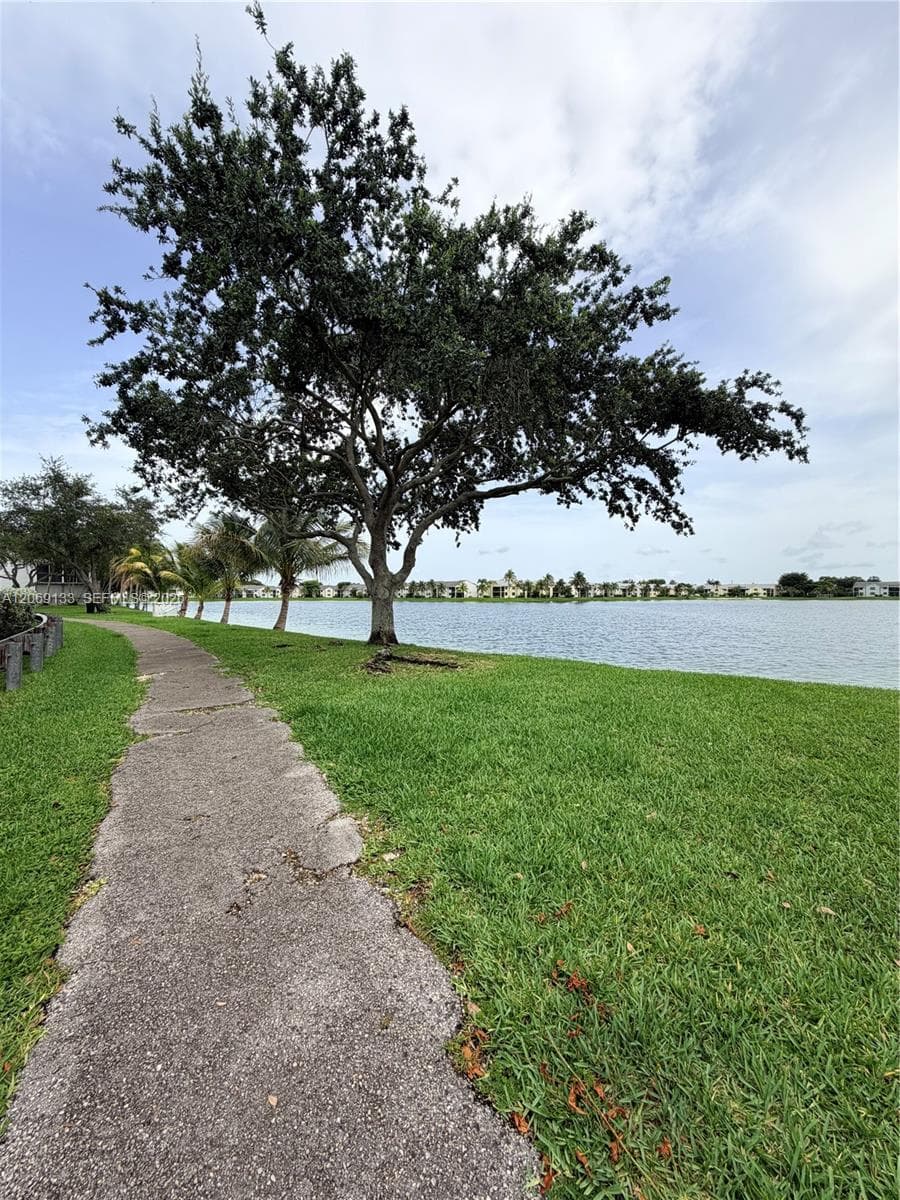 LAKESHORE · #1201E in Homestead - Photo 15