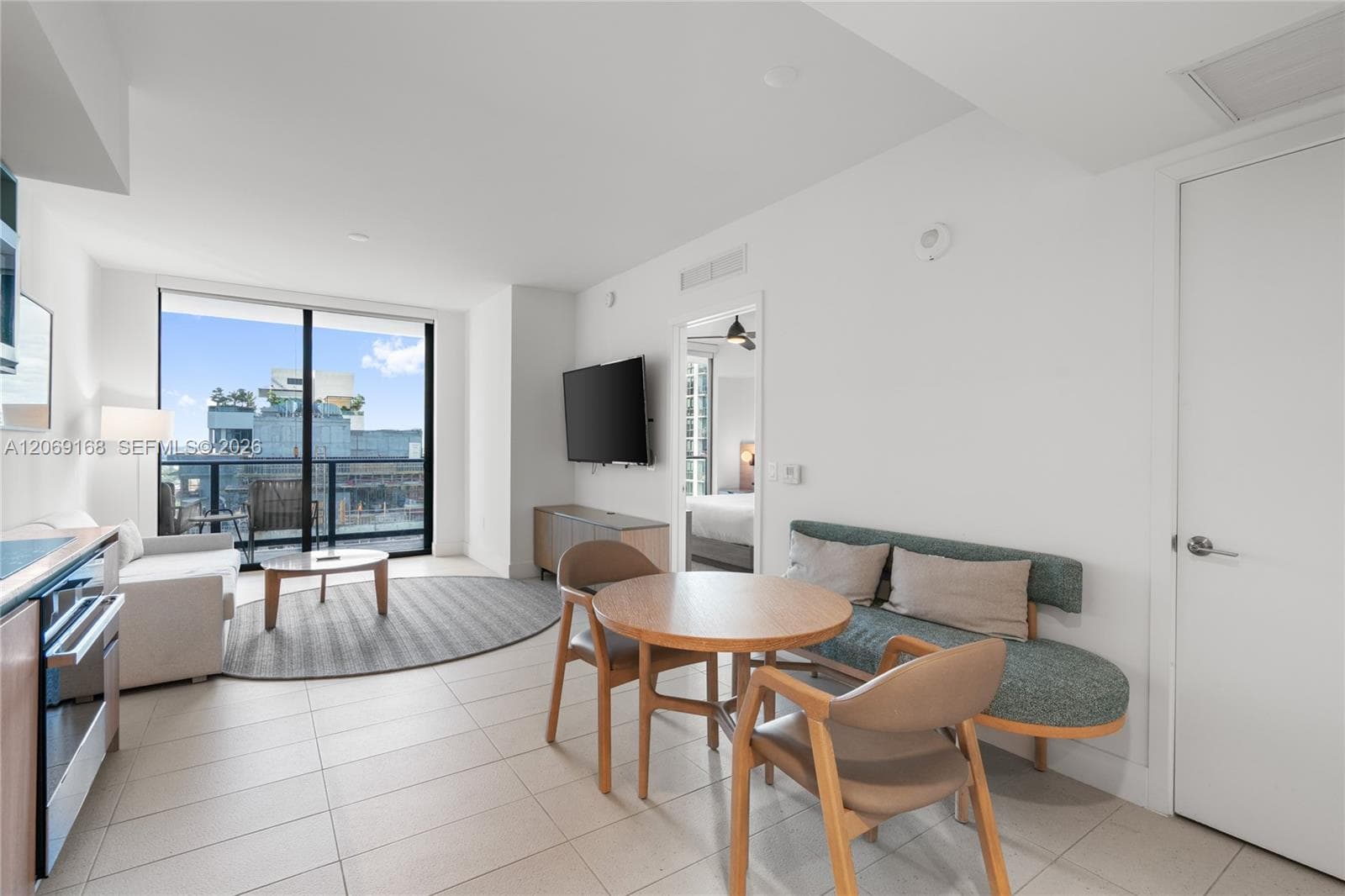 Gale Hotel & Residences (Natiivo) · #2804 in Miami - Photo 5