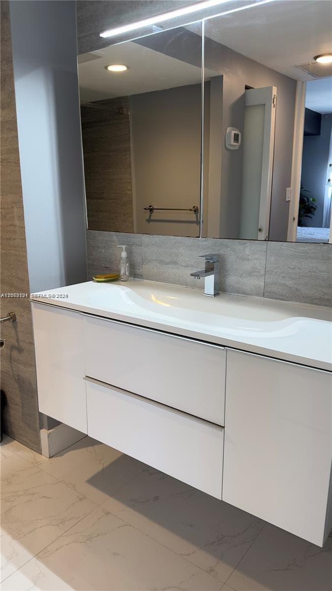 ARLEN HOUSE CONDO · #1102 in Sunny Isles Beach - Photo 13