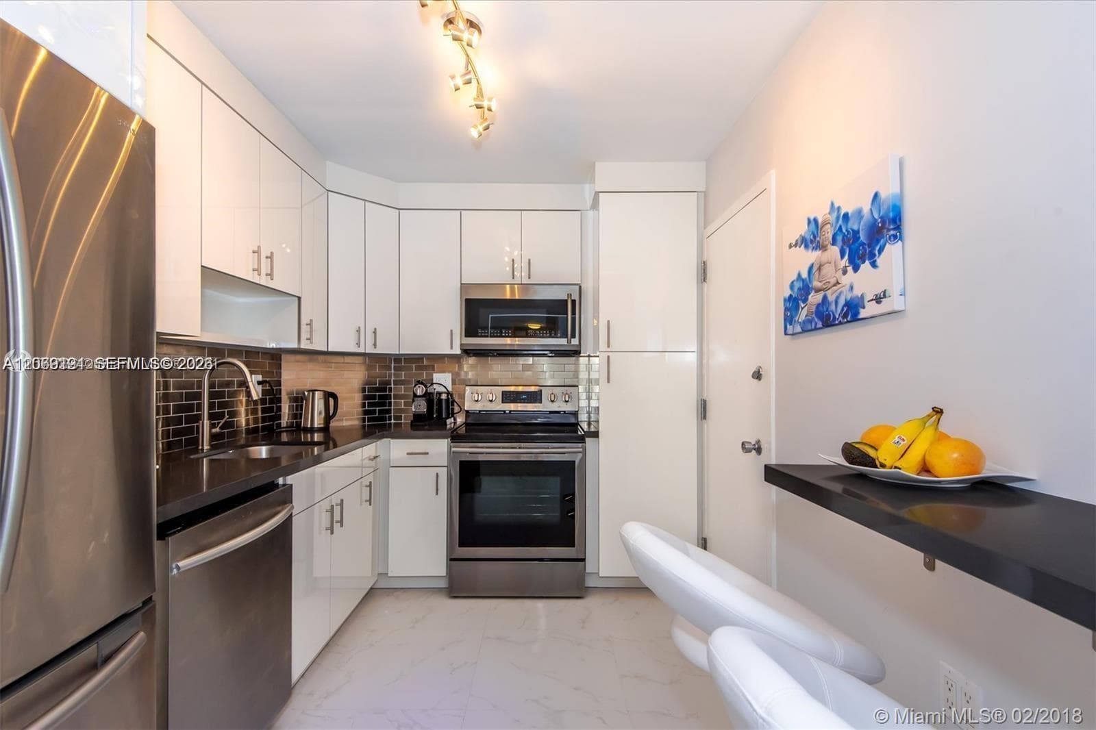 ARLEN HOUSE CONDO · #1102 in Sunny Isles Beach - Photo 9