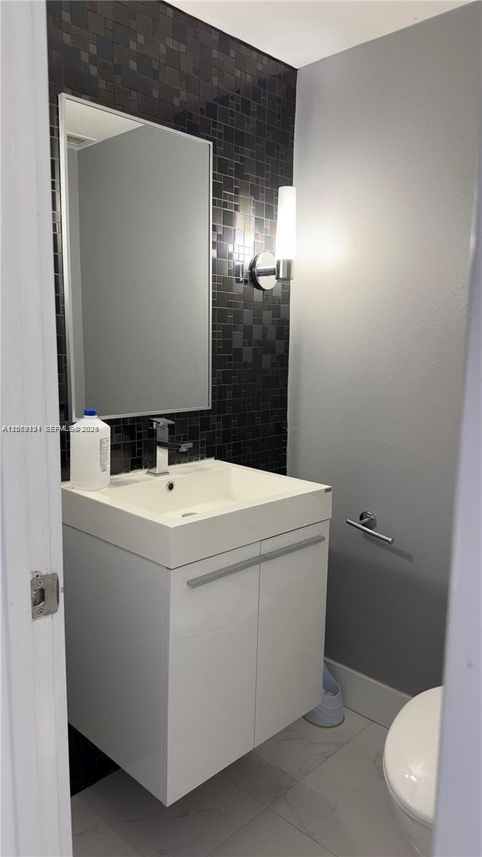 ARLEN HOUSE CONDO · #1102 in Sunny Isles Beach - Photo 14