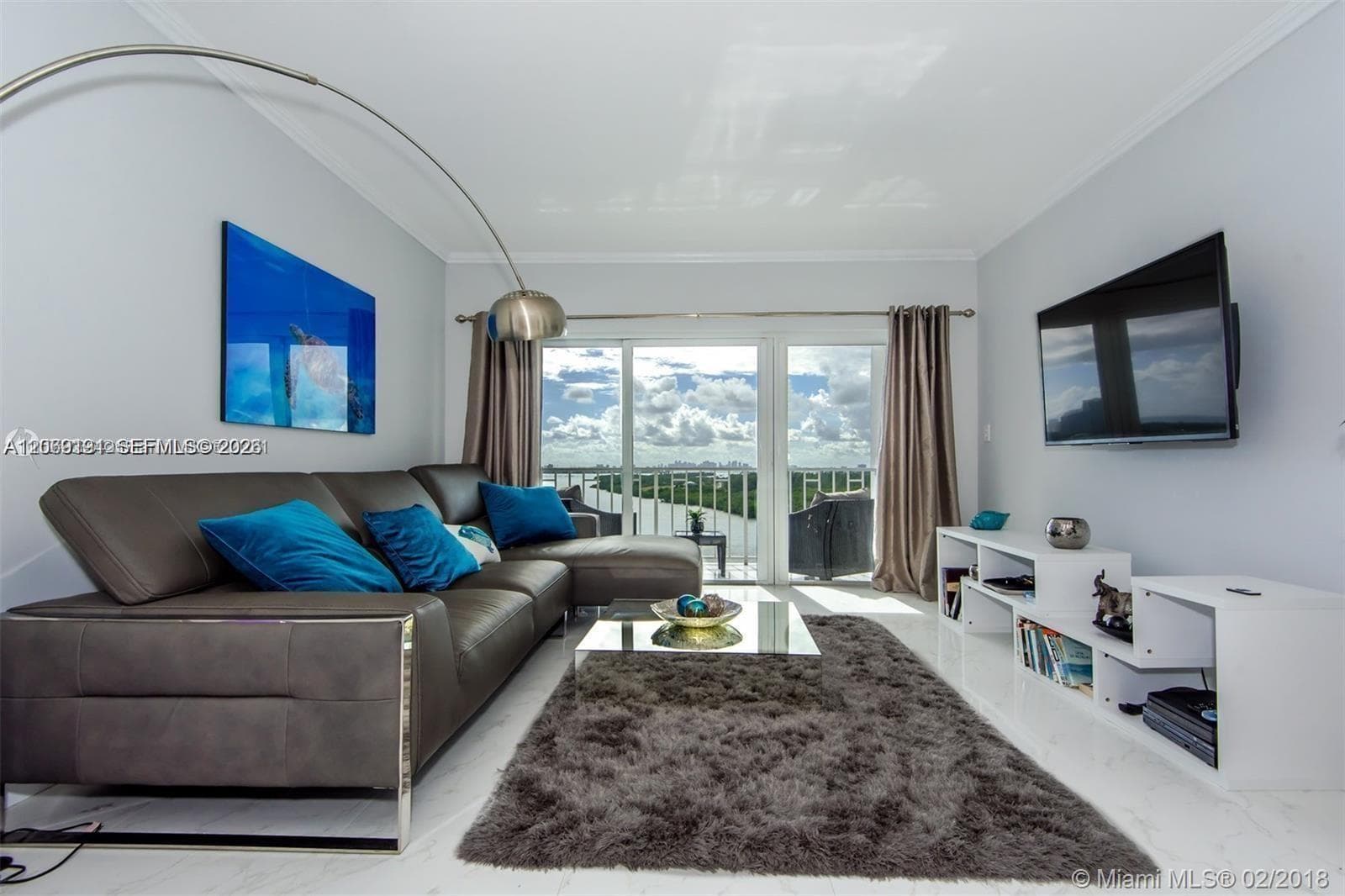 ARLEN HOUSE CONDO · #1102 in Sunny Isles Beach - Photo 4