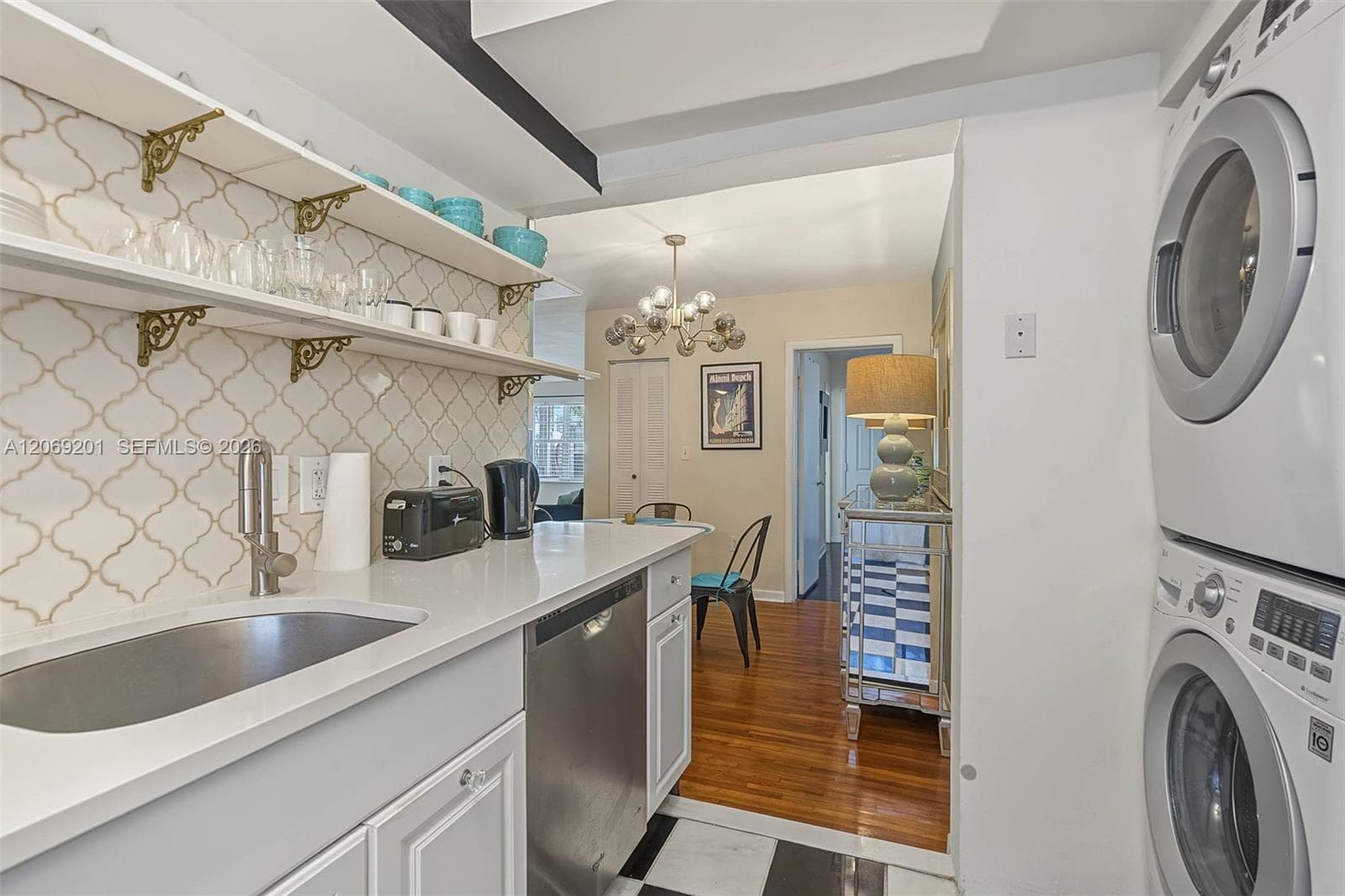 JEFFERSON COURT CONDO · #102 in Miami Beach - Photo 7