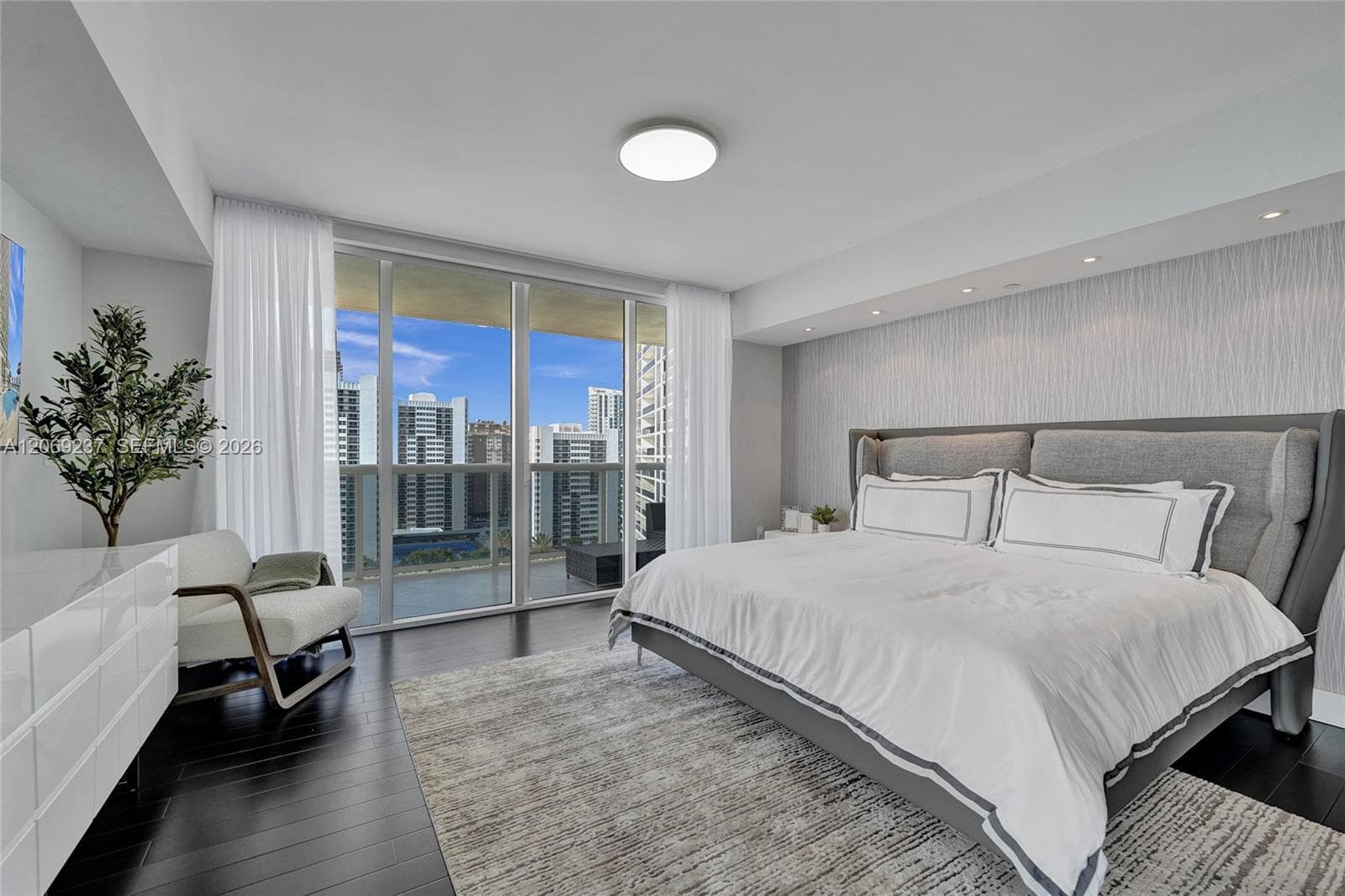 BEACH CLUB TWO · #1502 in Hallandale Beach - Photo 24